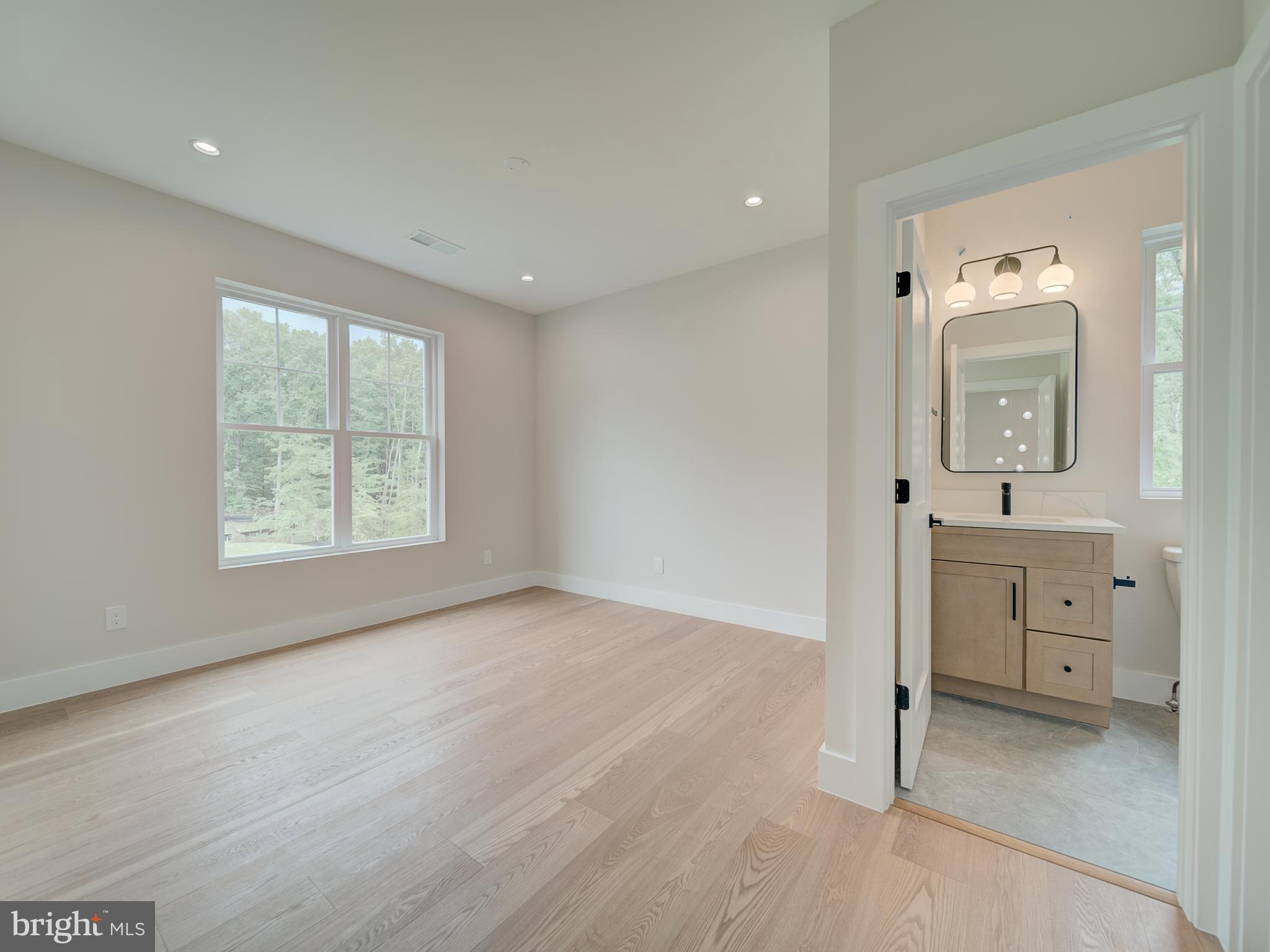 SHIRLEY GATE PARK - Residential