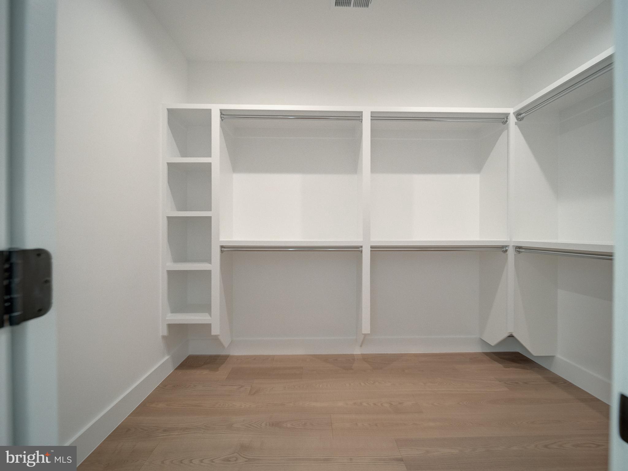 SHIRLEY GATE PARK - Residential