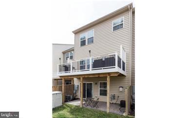 STERLING - Residential Lease