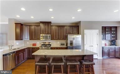 STERLING - Residential Lease