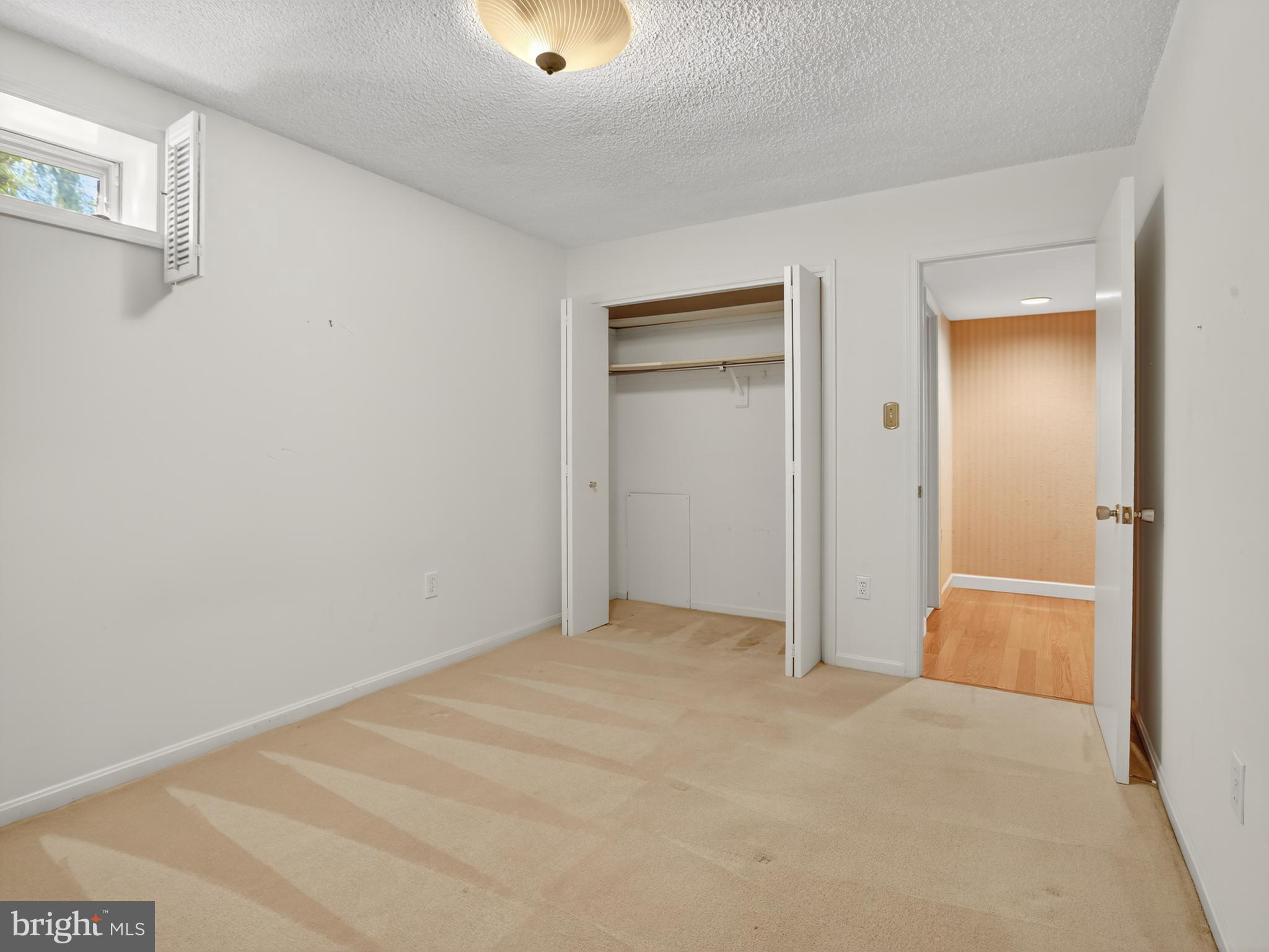 HALLCREST HEIGHTS - Residential