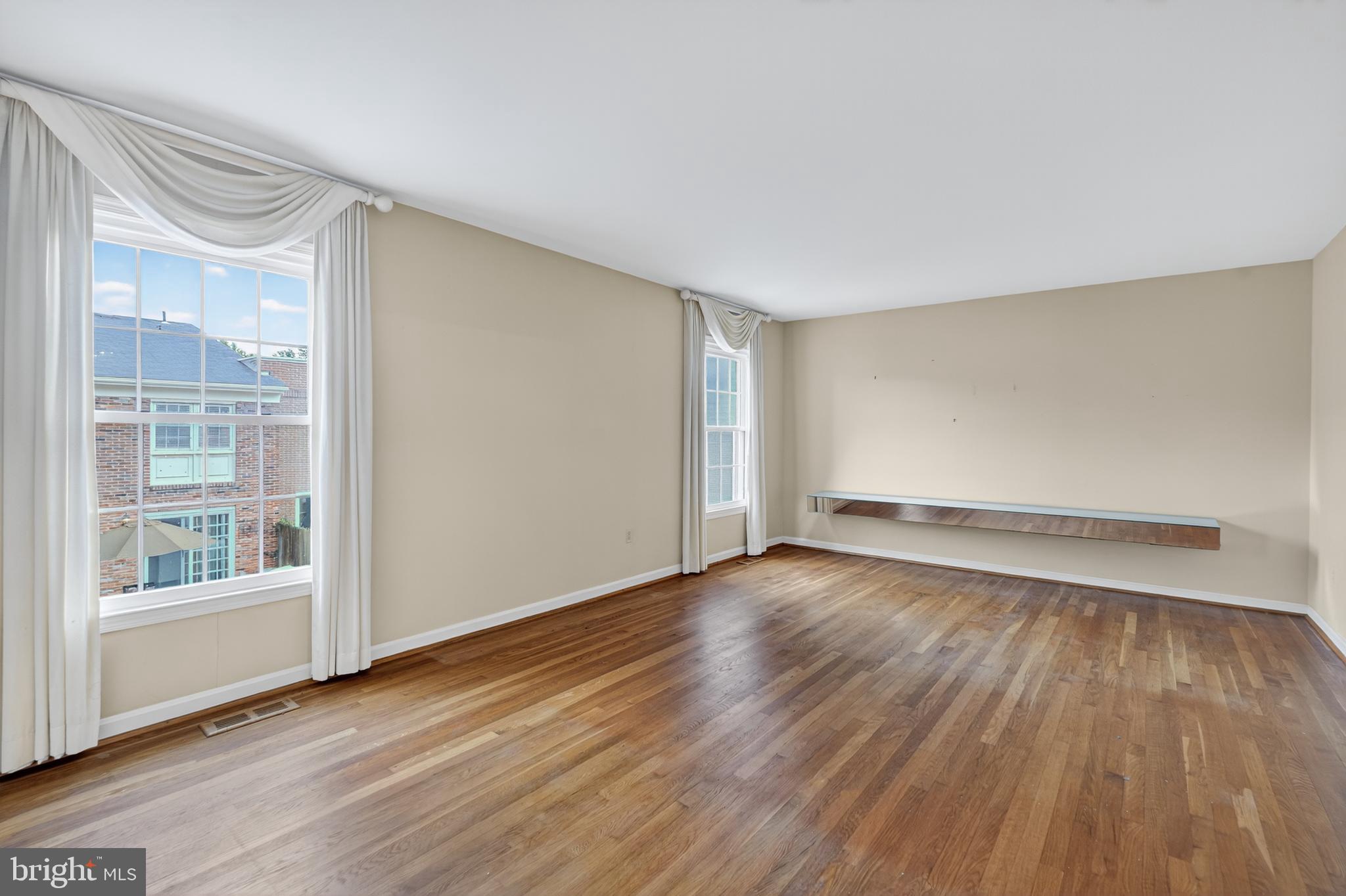 HALLCREST HEIGHTS - Residential