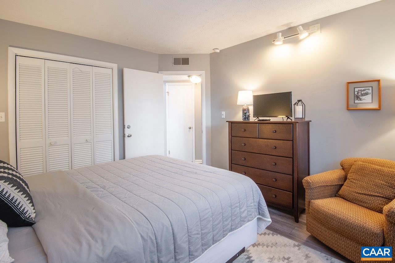 WINTERGREEN RESORT - Residential