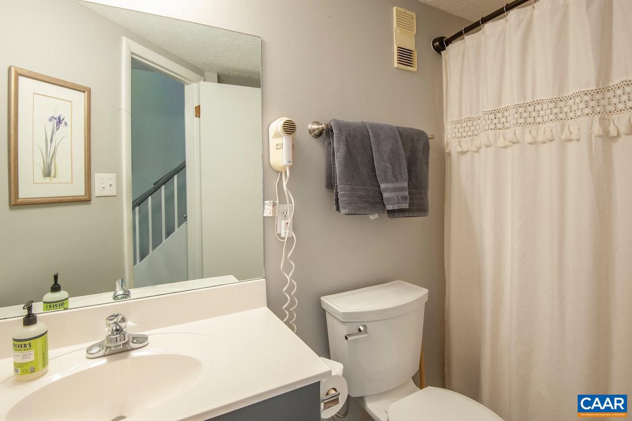 WINTERGREEN RESORT - Residential