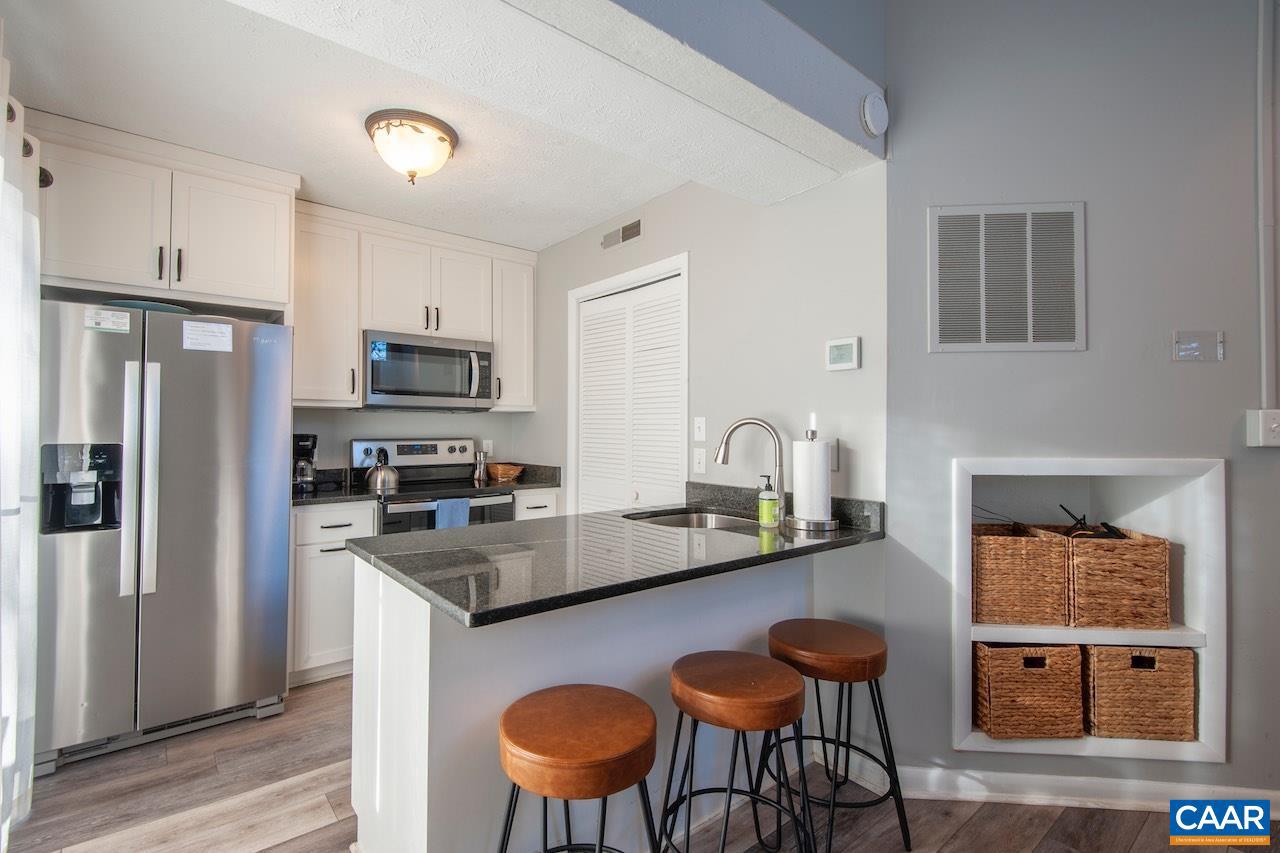 WINTERGREEN RESORT - Residential