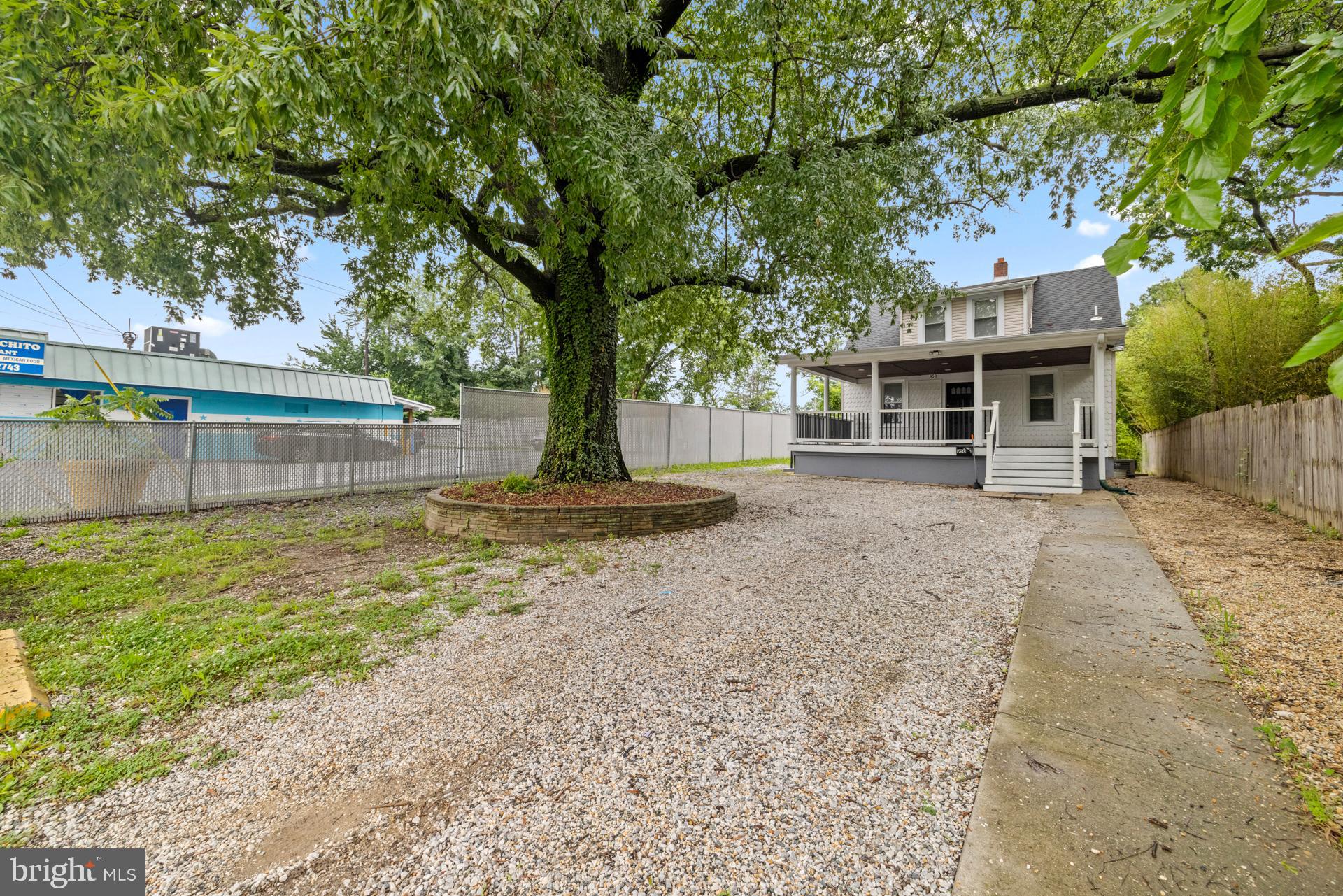 950 E WEST HIGHWAY