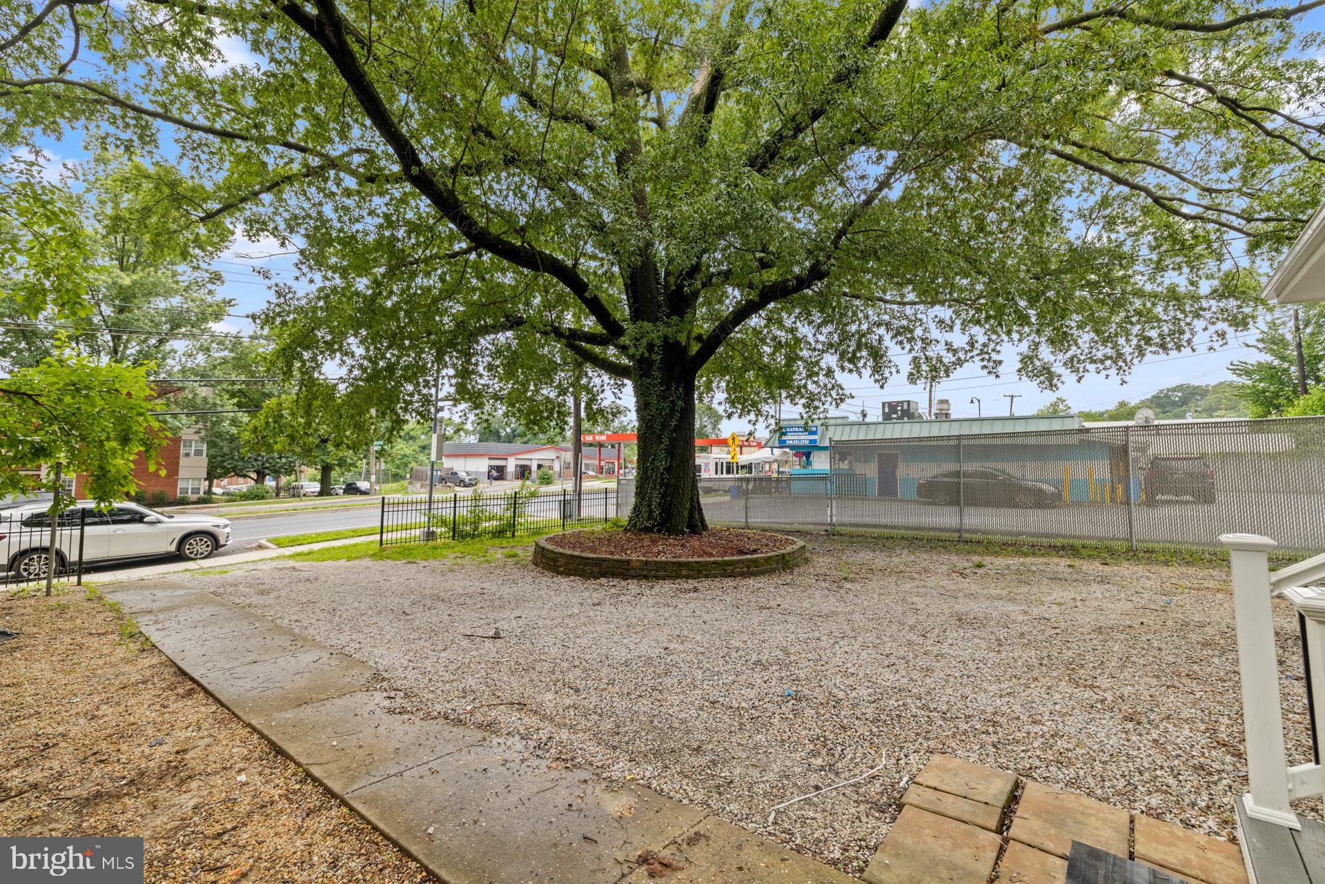 950 E WEST HIGHWAY