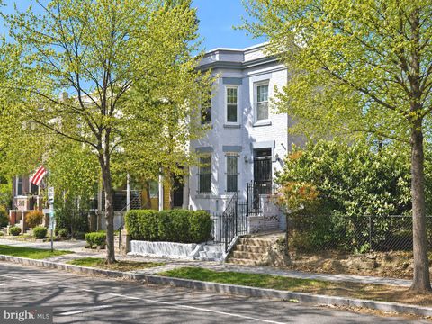 Search 1020 10TH STREET NE WASHINGTON DC 20002