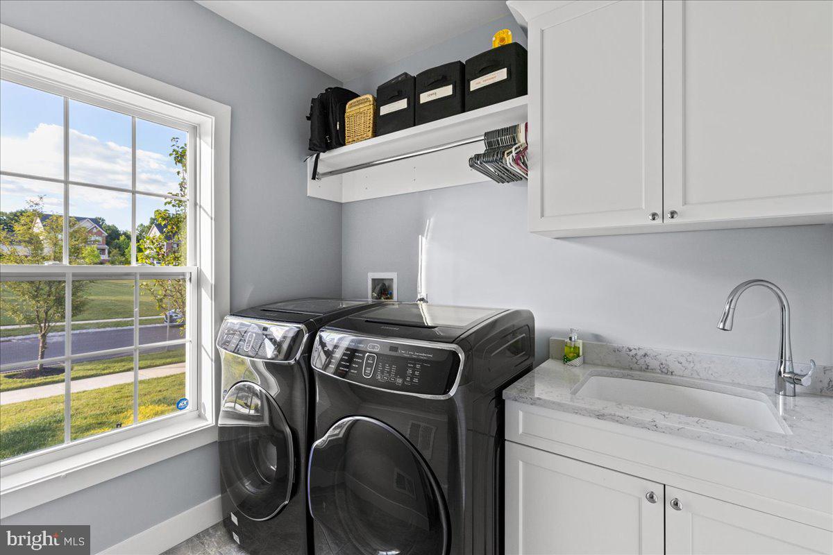 FENTONS CORNER - Residential