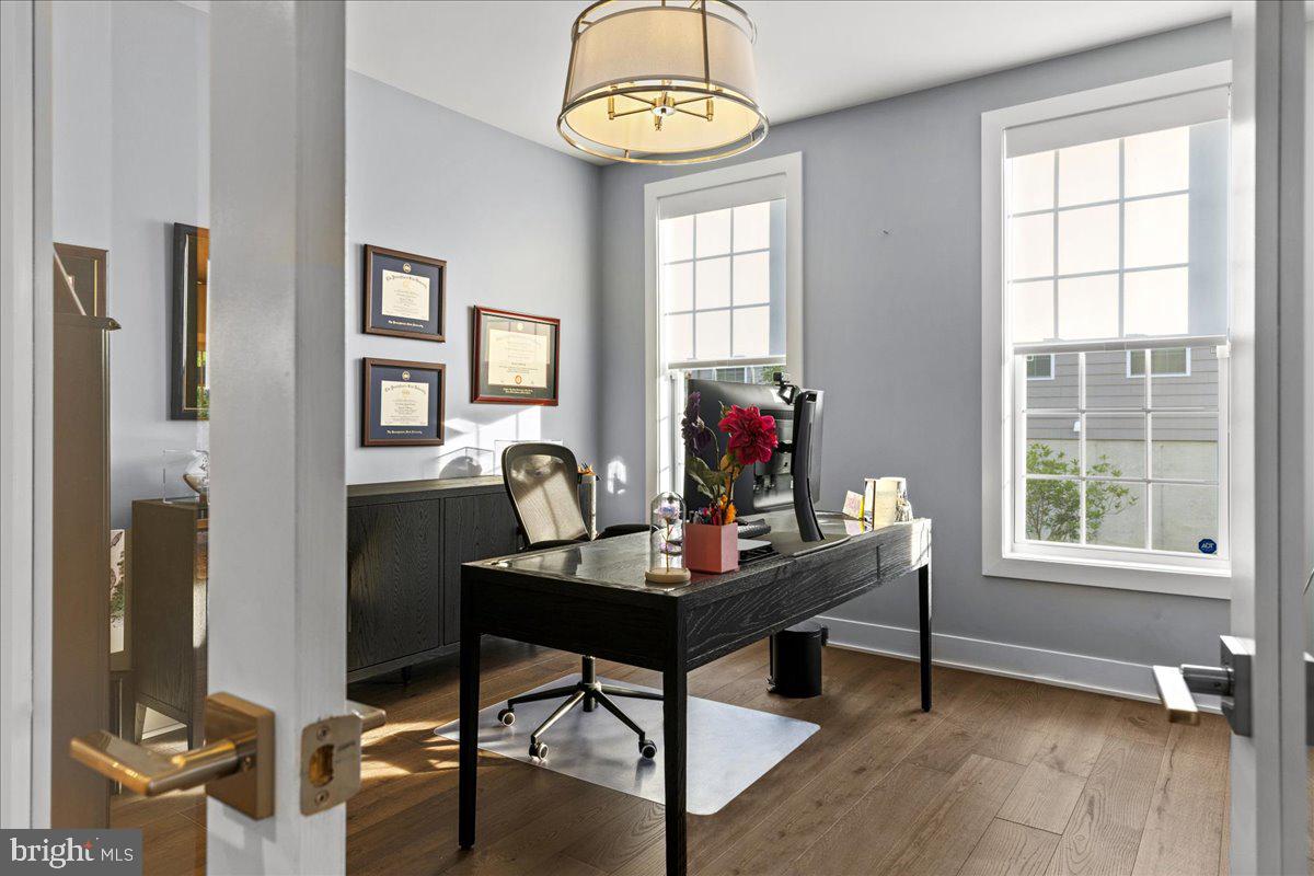 FENTONS CORNER - Residential