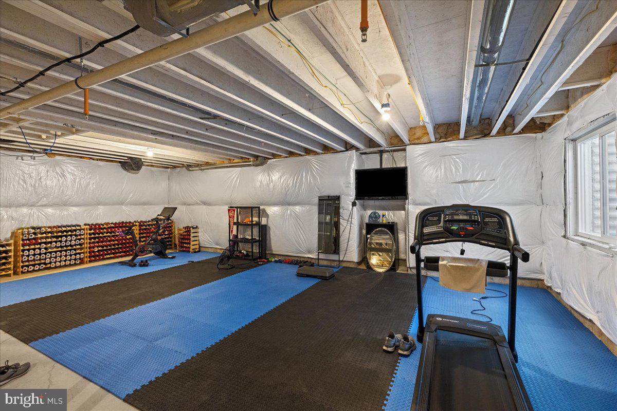 FENTONS CORNER - Residential