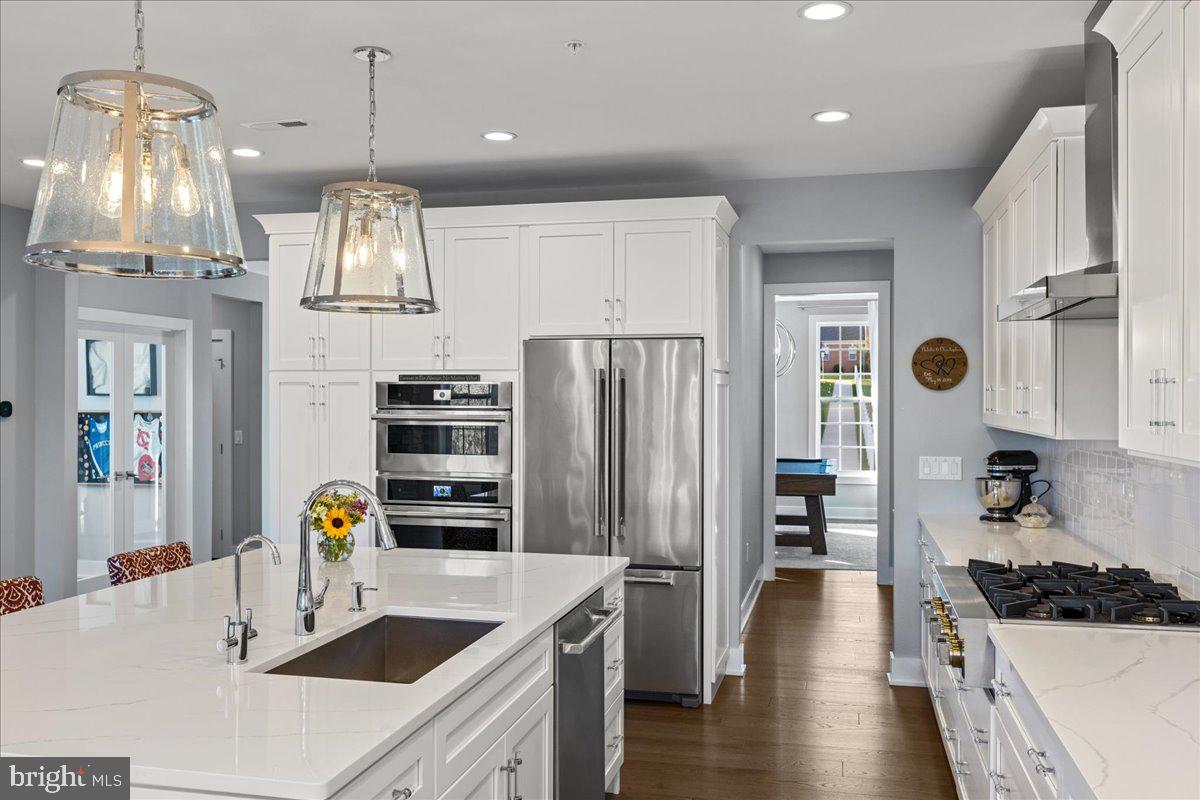 FENTONS CORNER - Residential