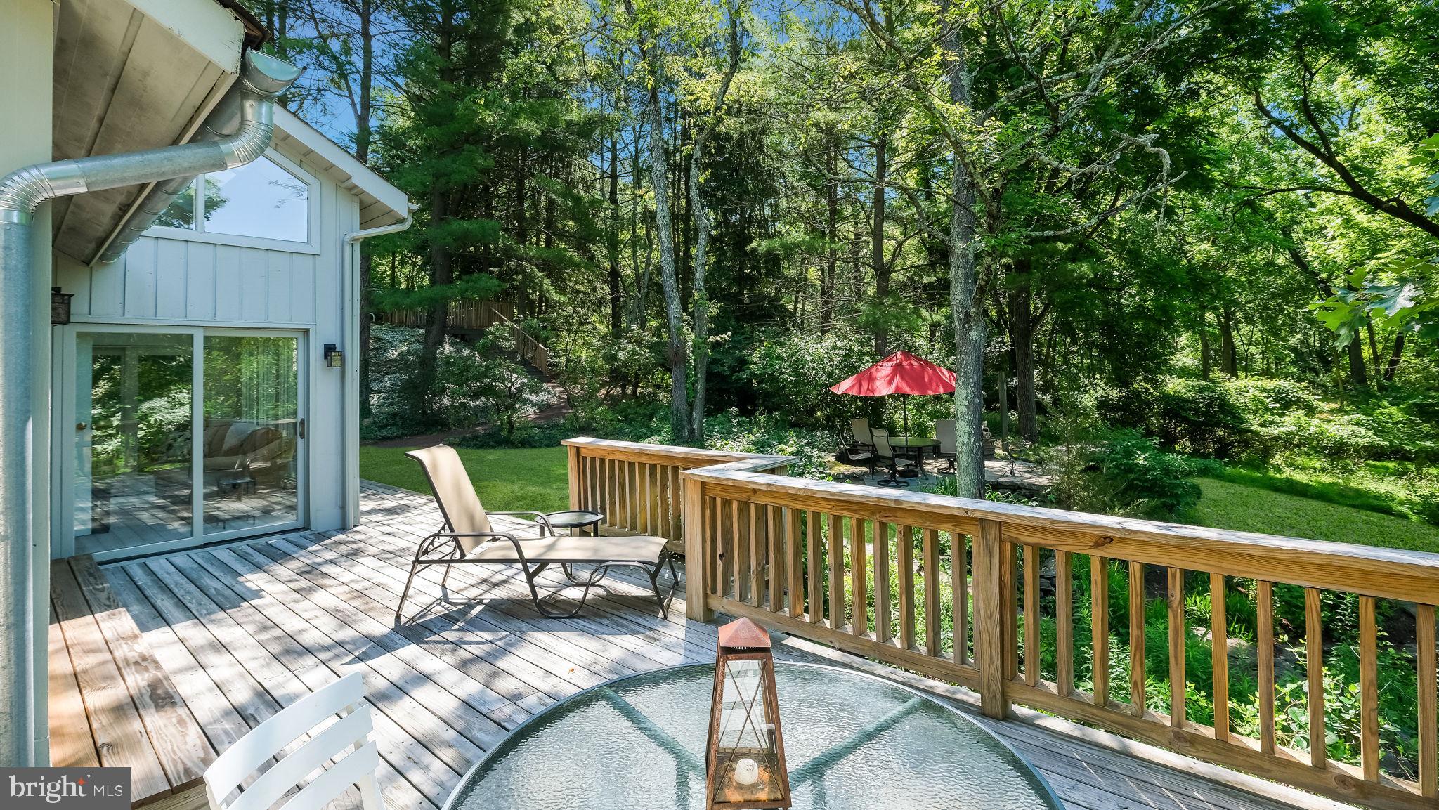 PEBBLE HILL - Residential