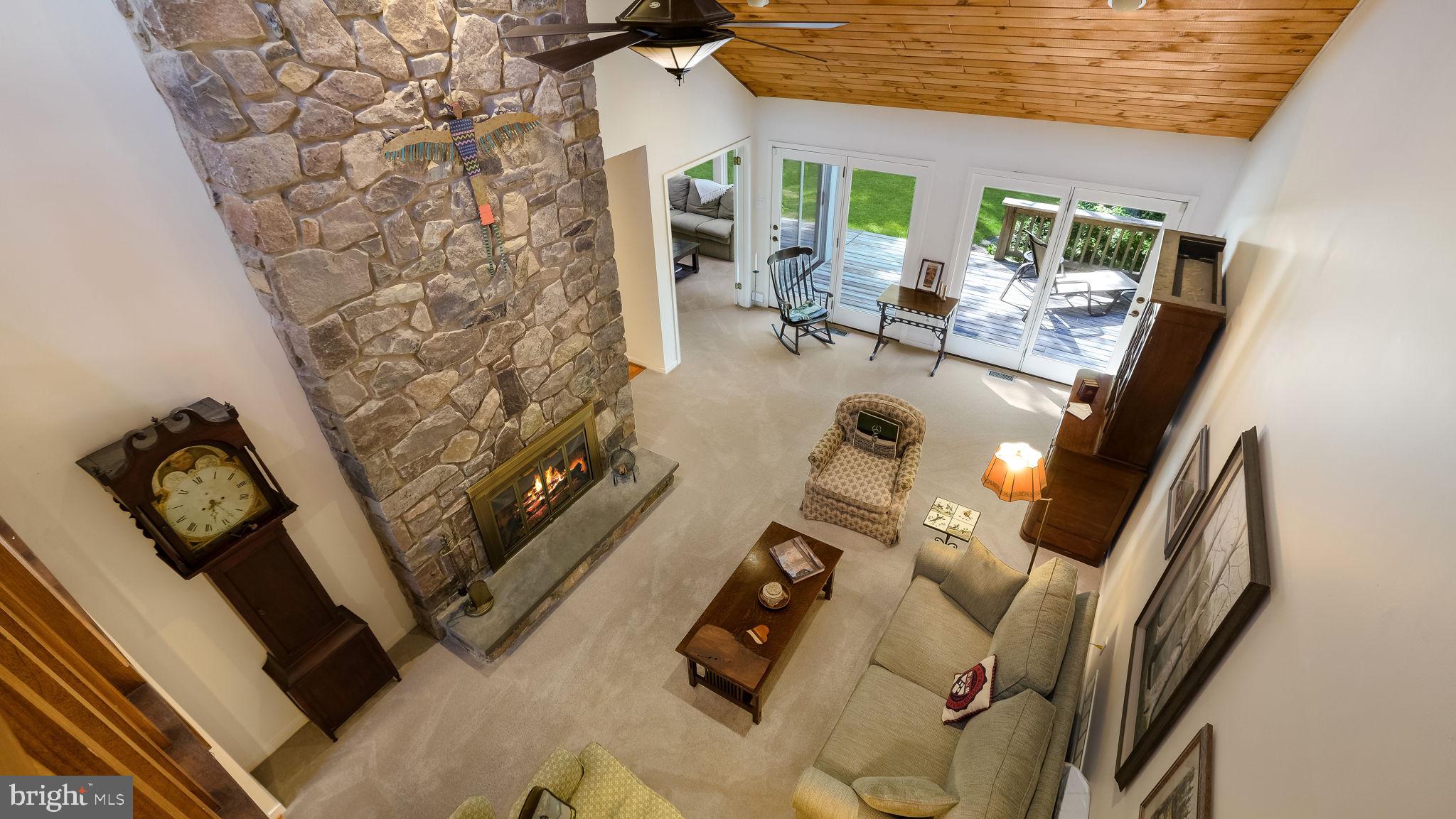 PEBBLE HILL - Residential