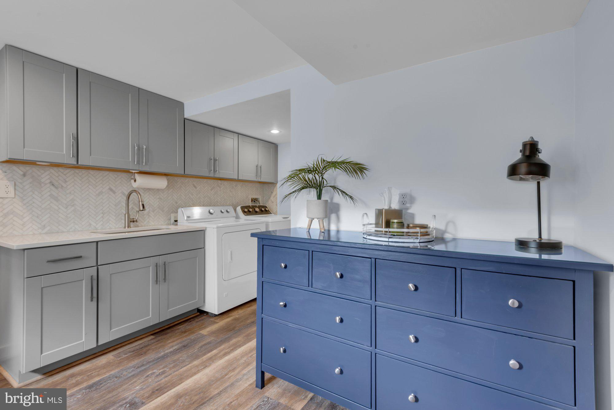 RIVA FARMS - Residential