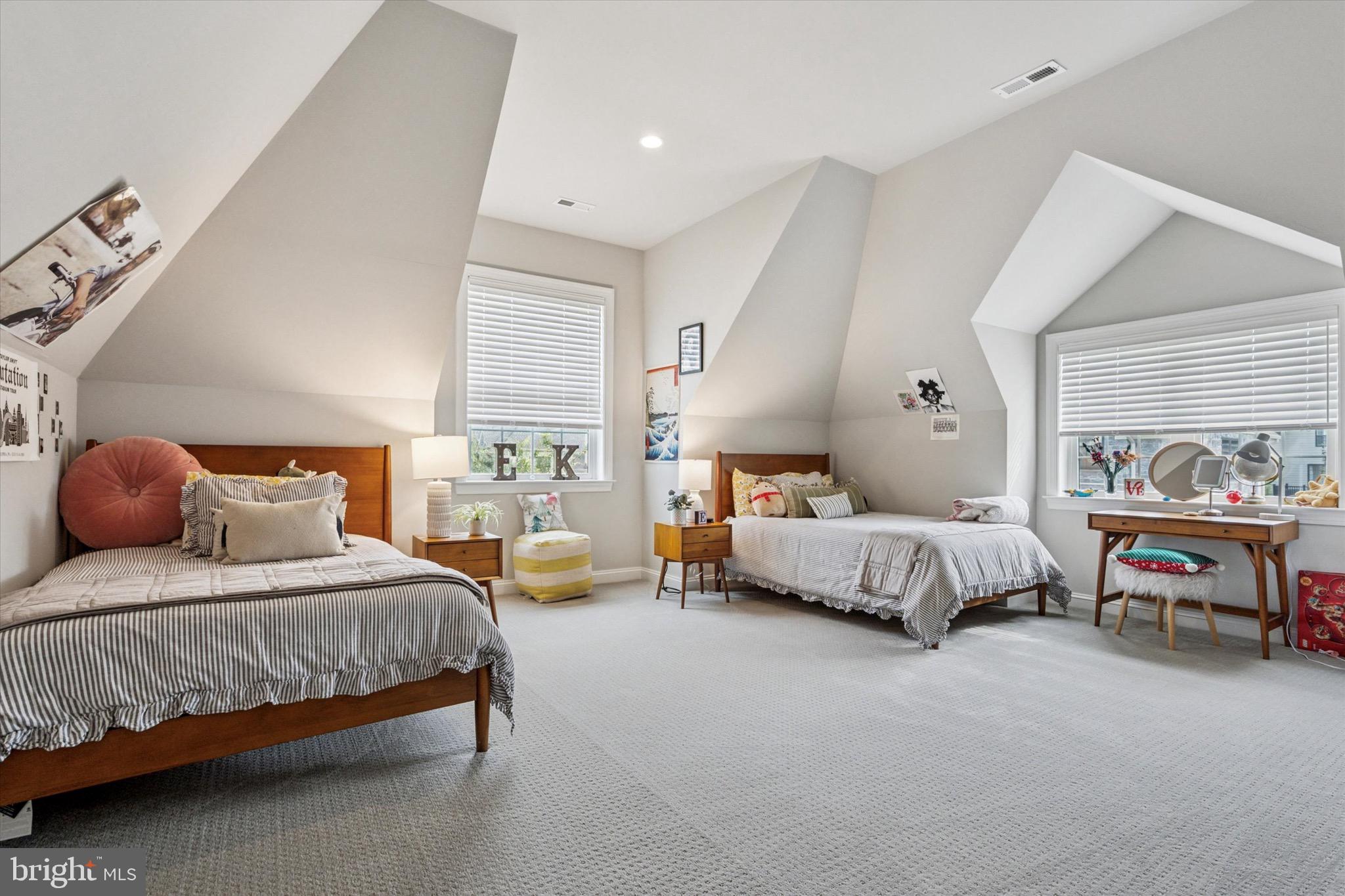 RESERVE AT CREEKSIDE - Residential