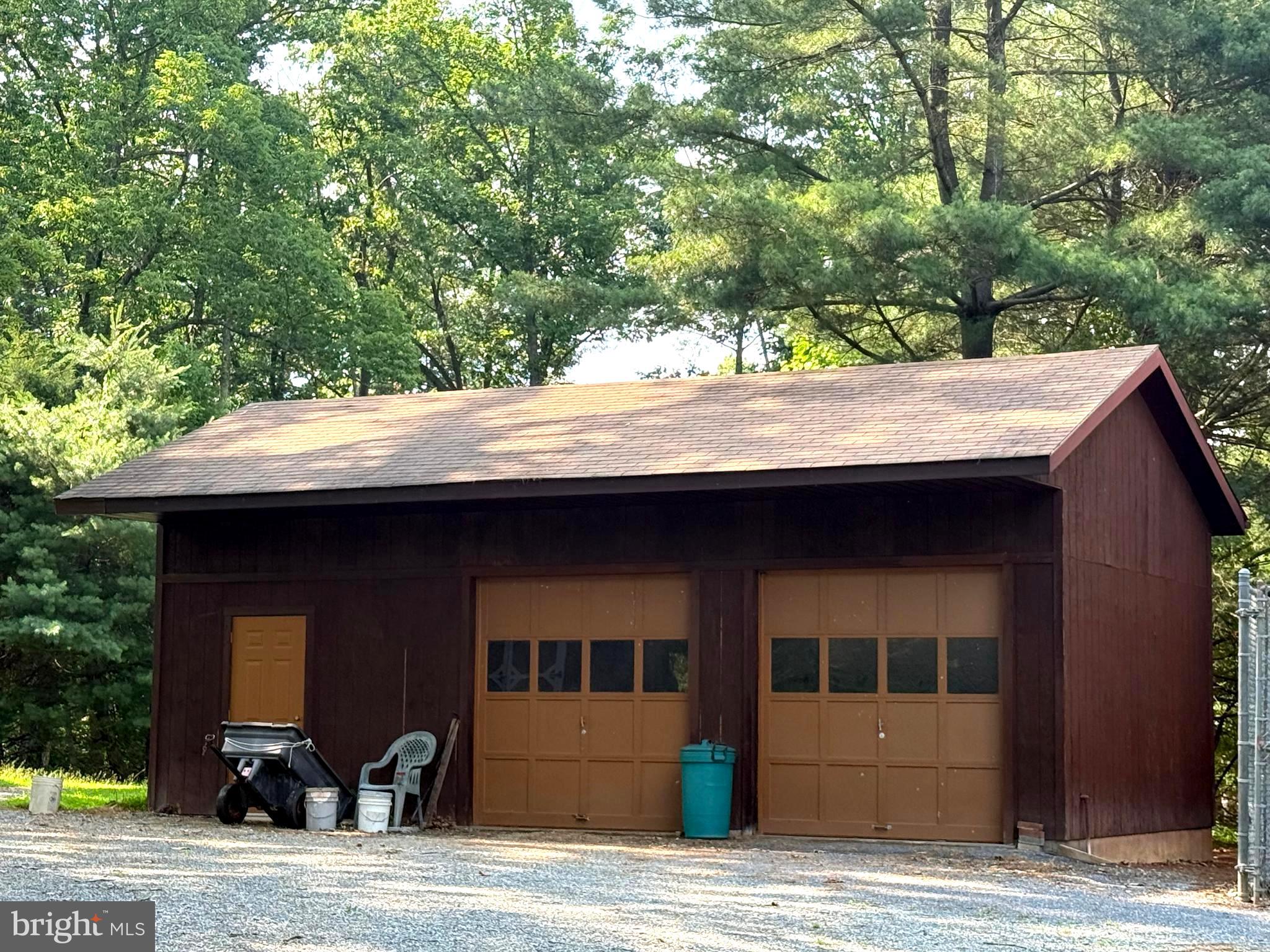 FLOHRVILLE - Residential