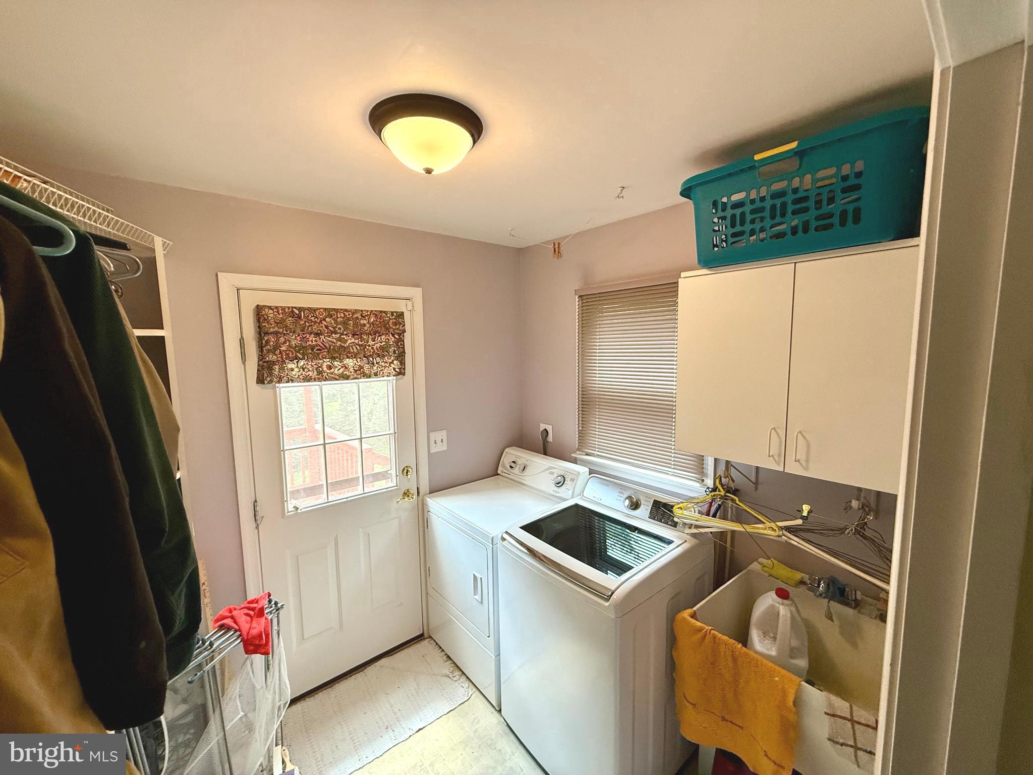 FLOHRVILLE - Residential