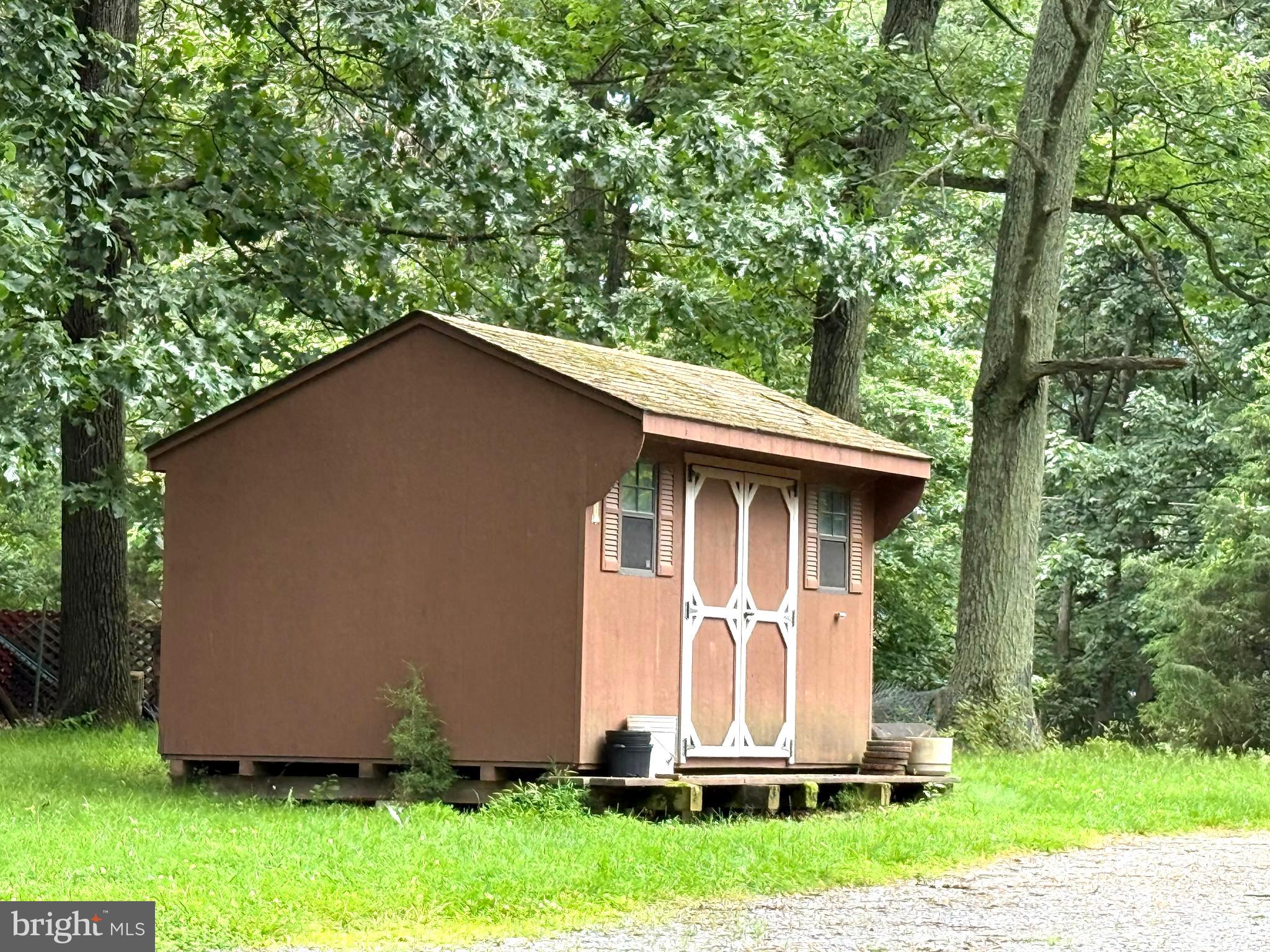 FLOHRVILLE - Residential