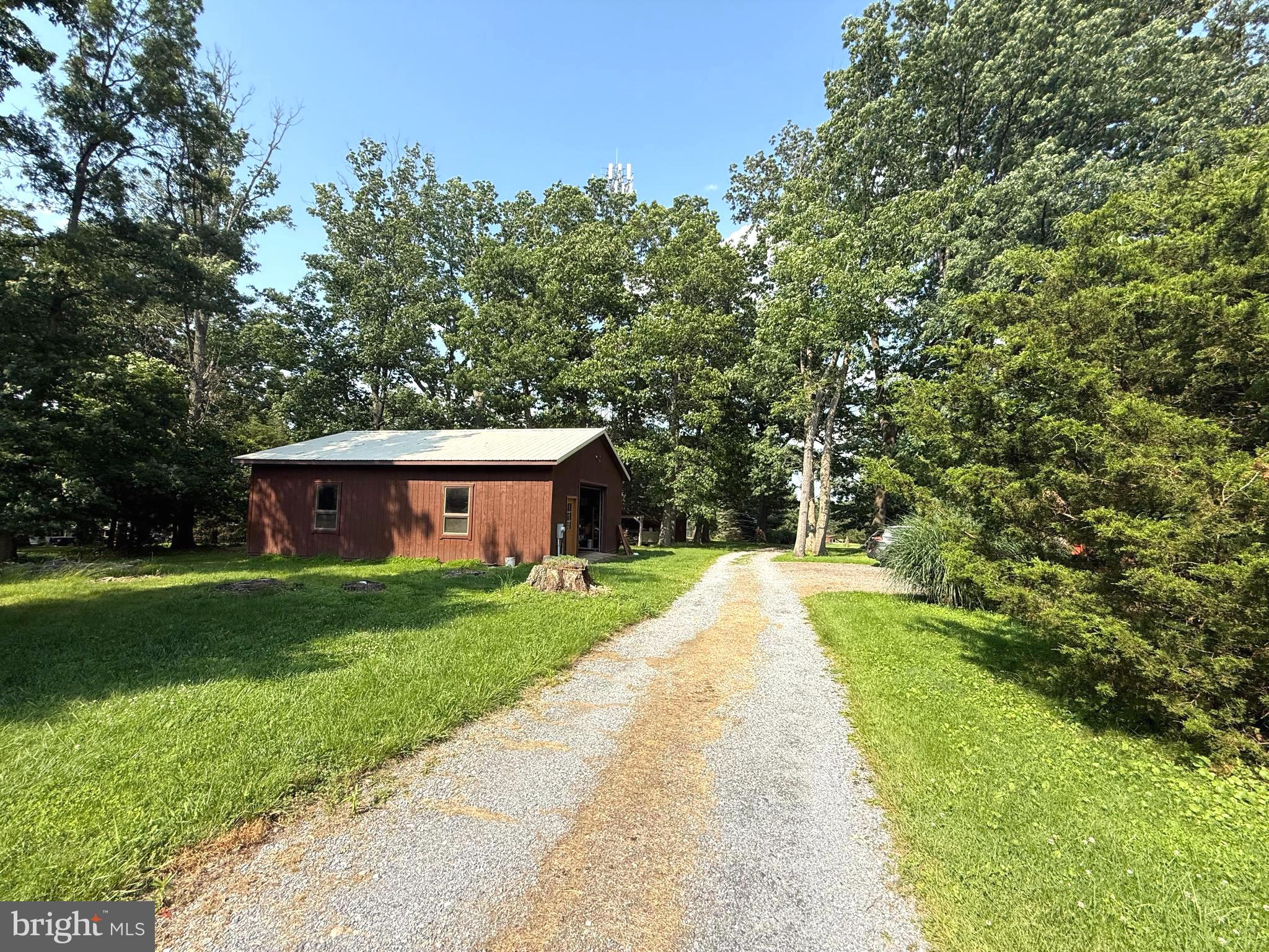 FLOHRVILLE - Residential