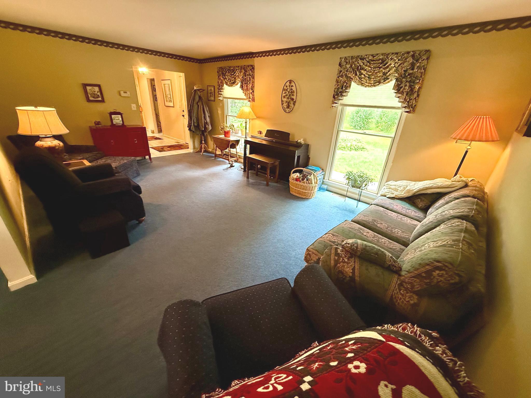 FLOHRVILLE - Residential