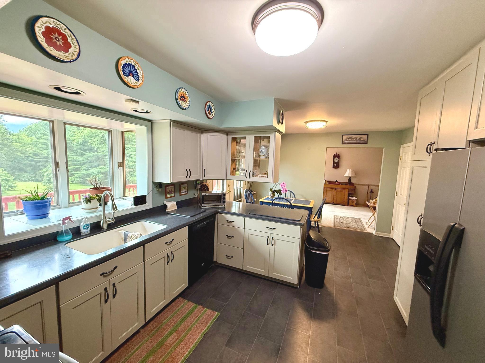 FLOHRVILLE - Residential