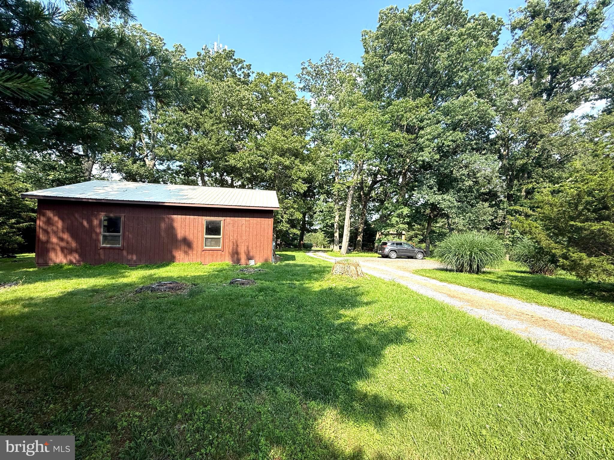 FLOHRVILLE - Residential