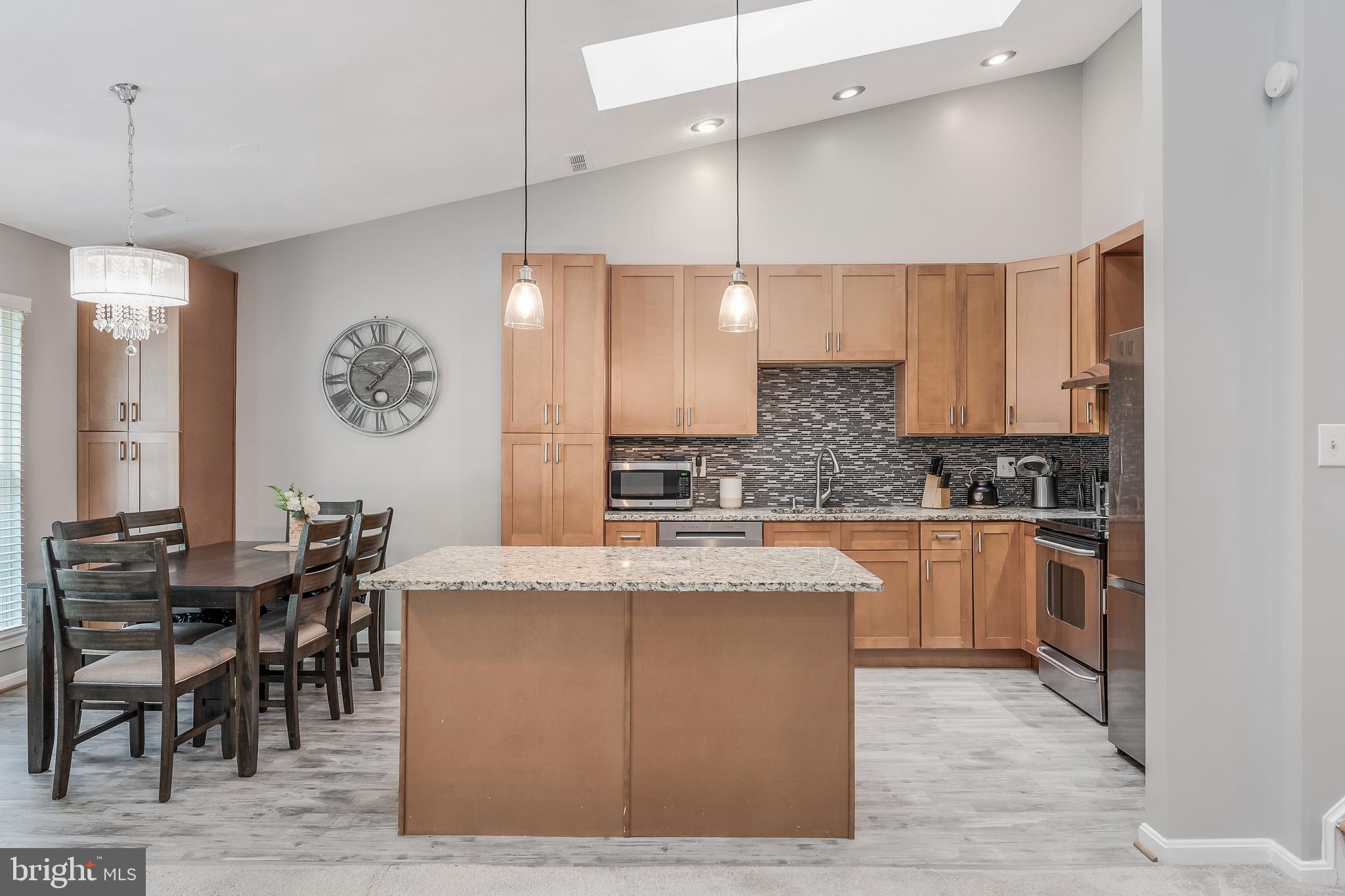 10060 WOOD SORRELS LANE