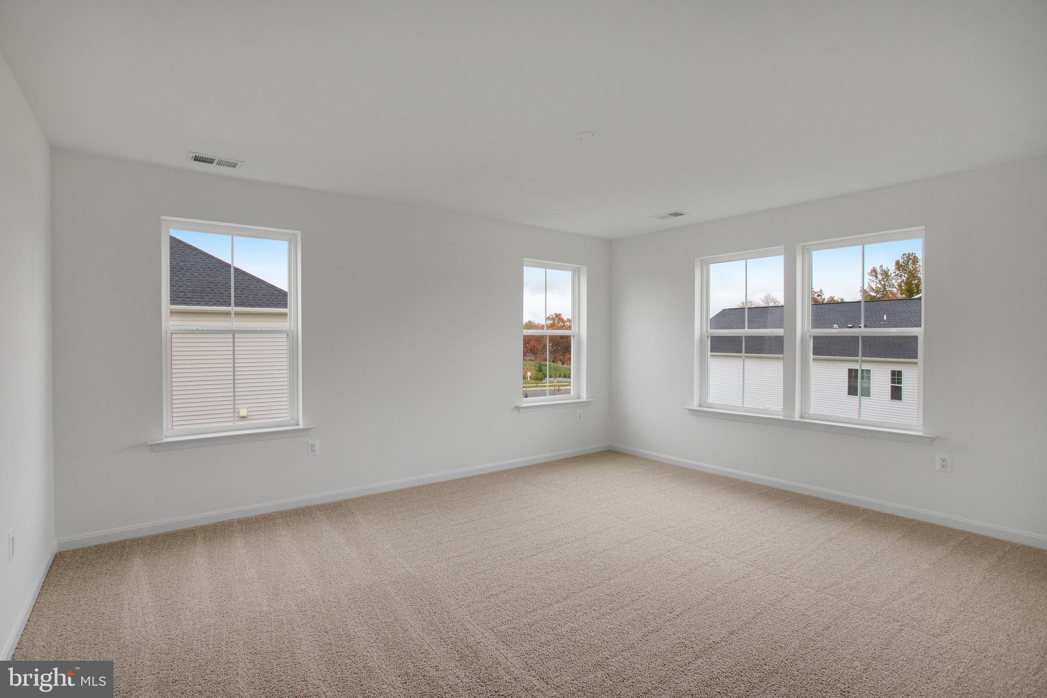 THE GREENS - Residential