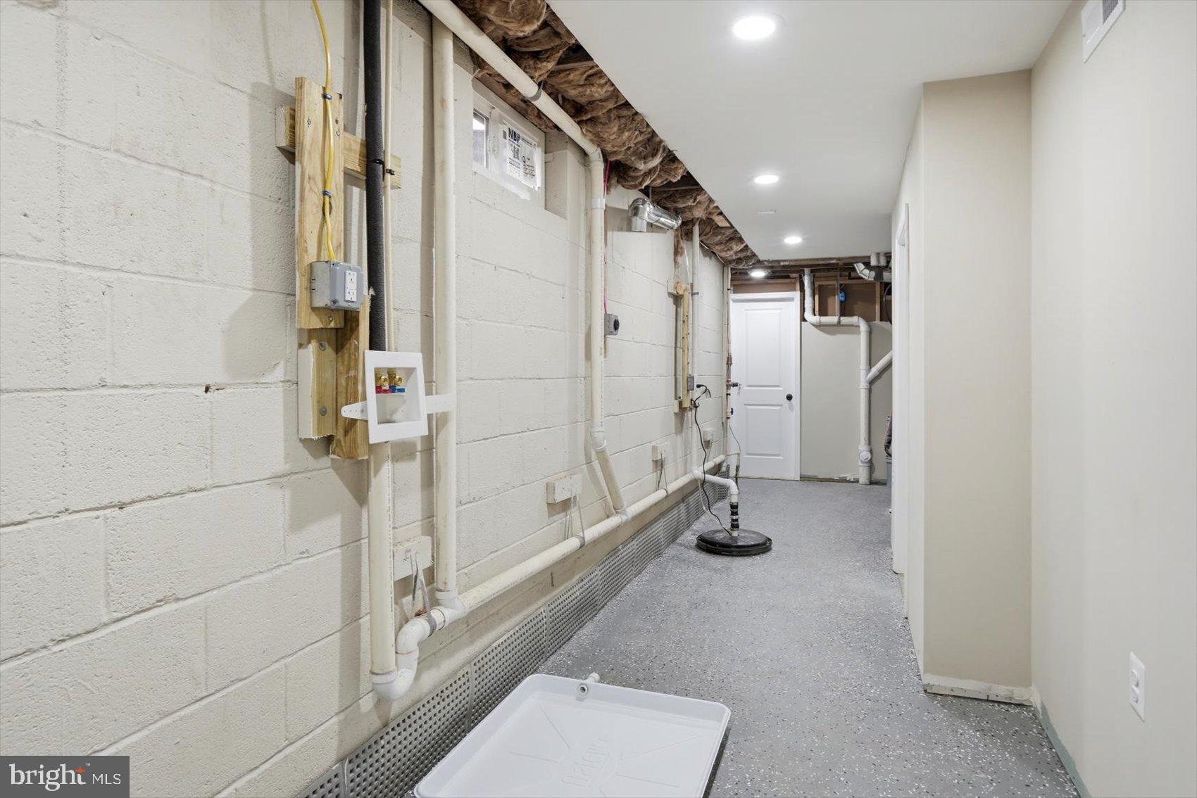 COVENTRY - Residential