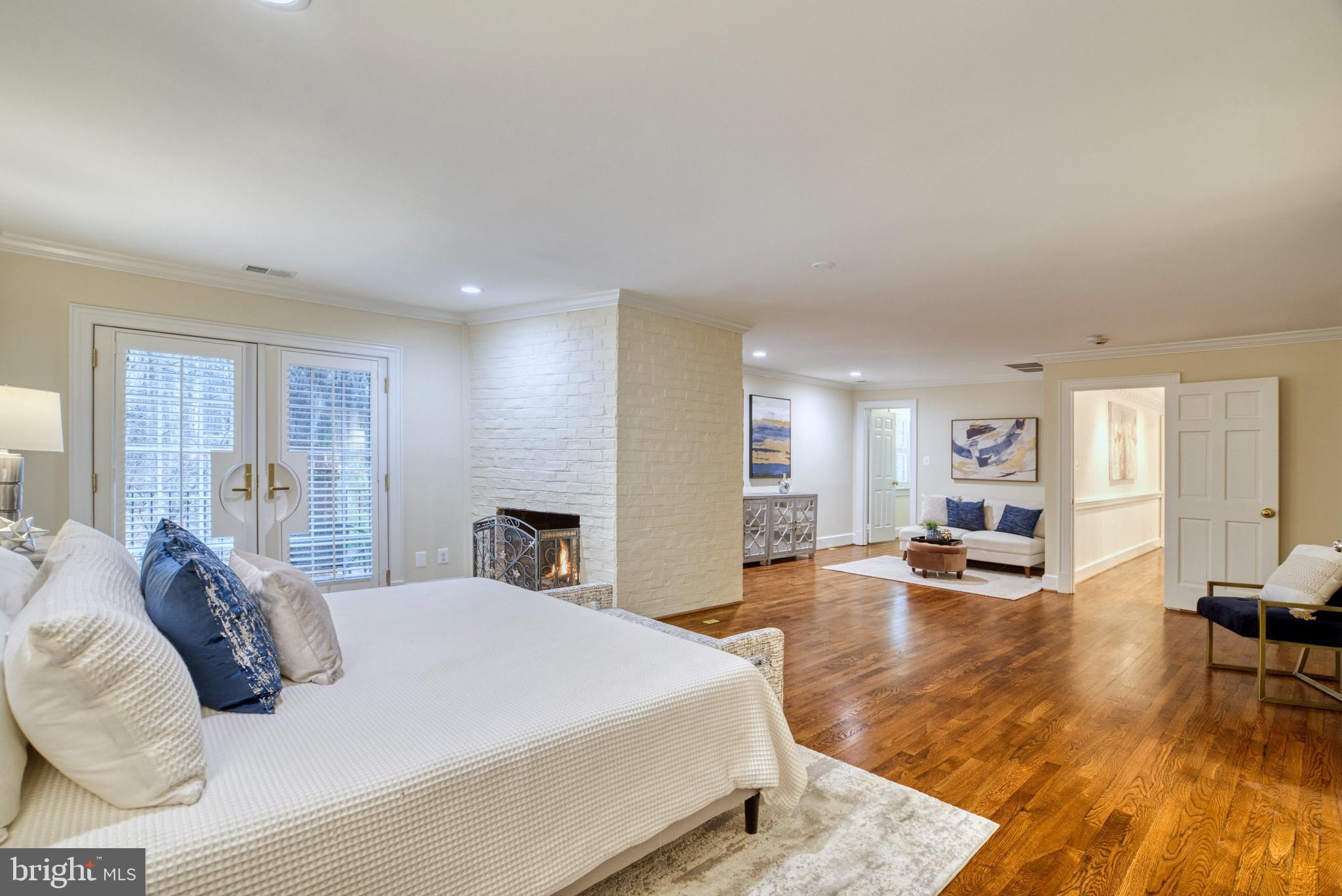 POTOMAC KNOLLS - Residential