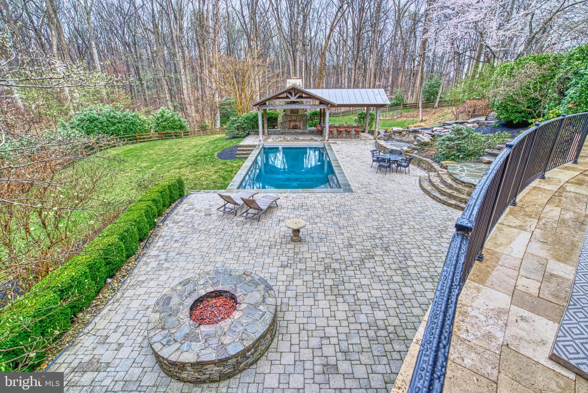 POTOMAC KNOLLS - Residential