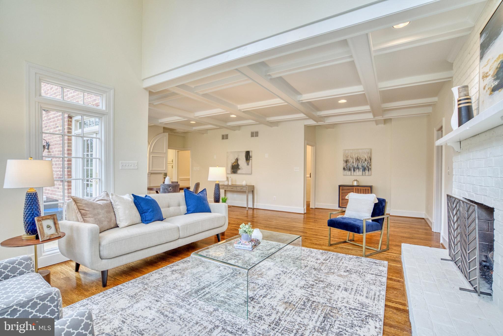 POTOMAC KNOLLS - Residential