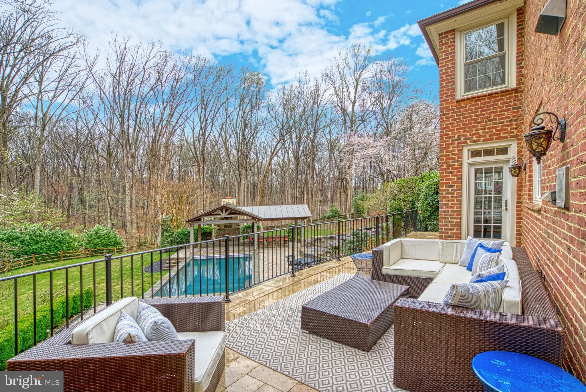 POTOMAC KNOLLS - Residential
