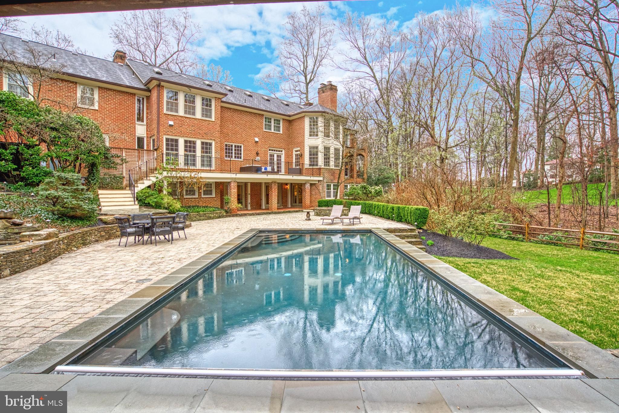 POTOMAC KNOLLS - Residential