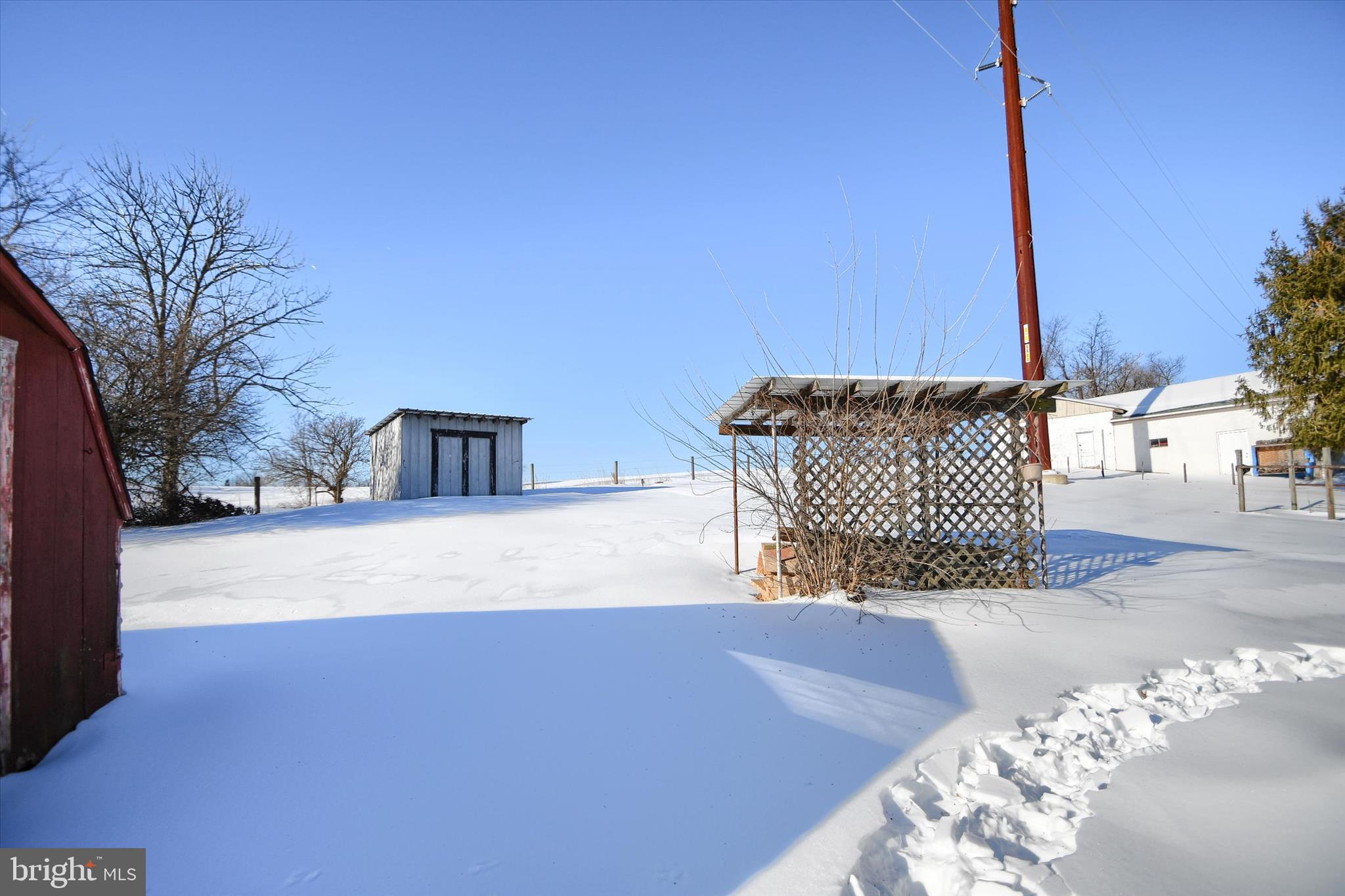 828 SPRING CITY ROAD