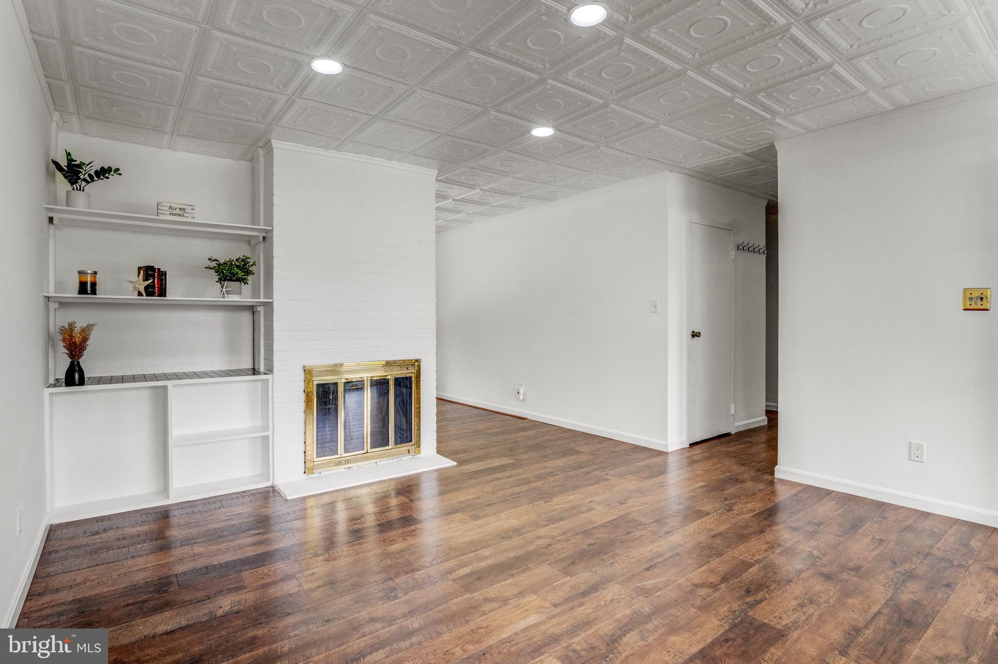 MONTICELLO FOREST - Residential Lease