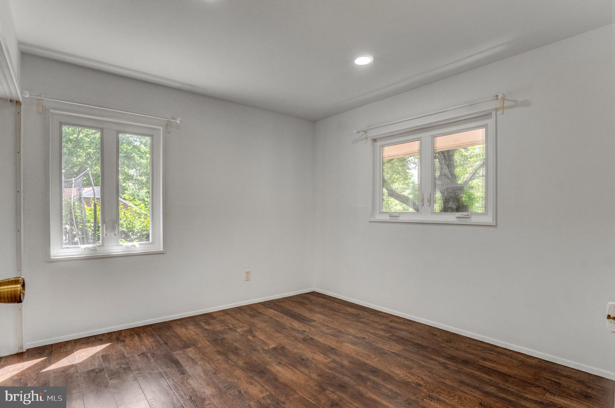 MONTICELLO FOREST - Residential Lease