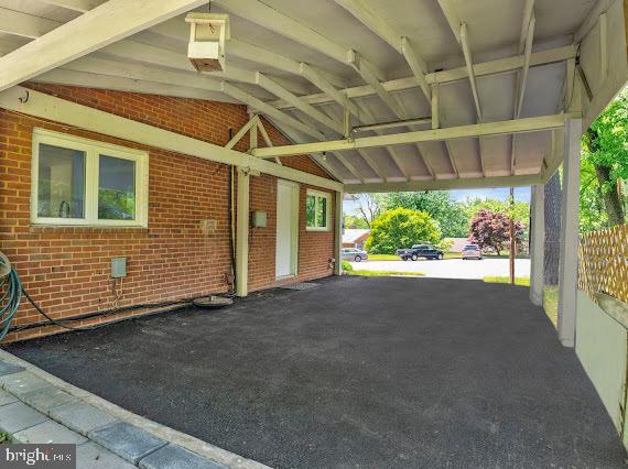 MONTICELLO FOREST - Residential Lease