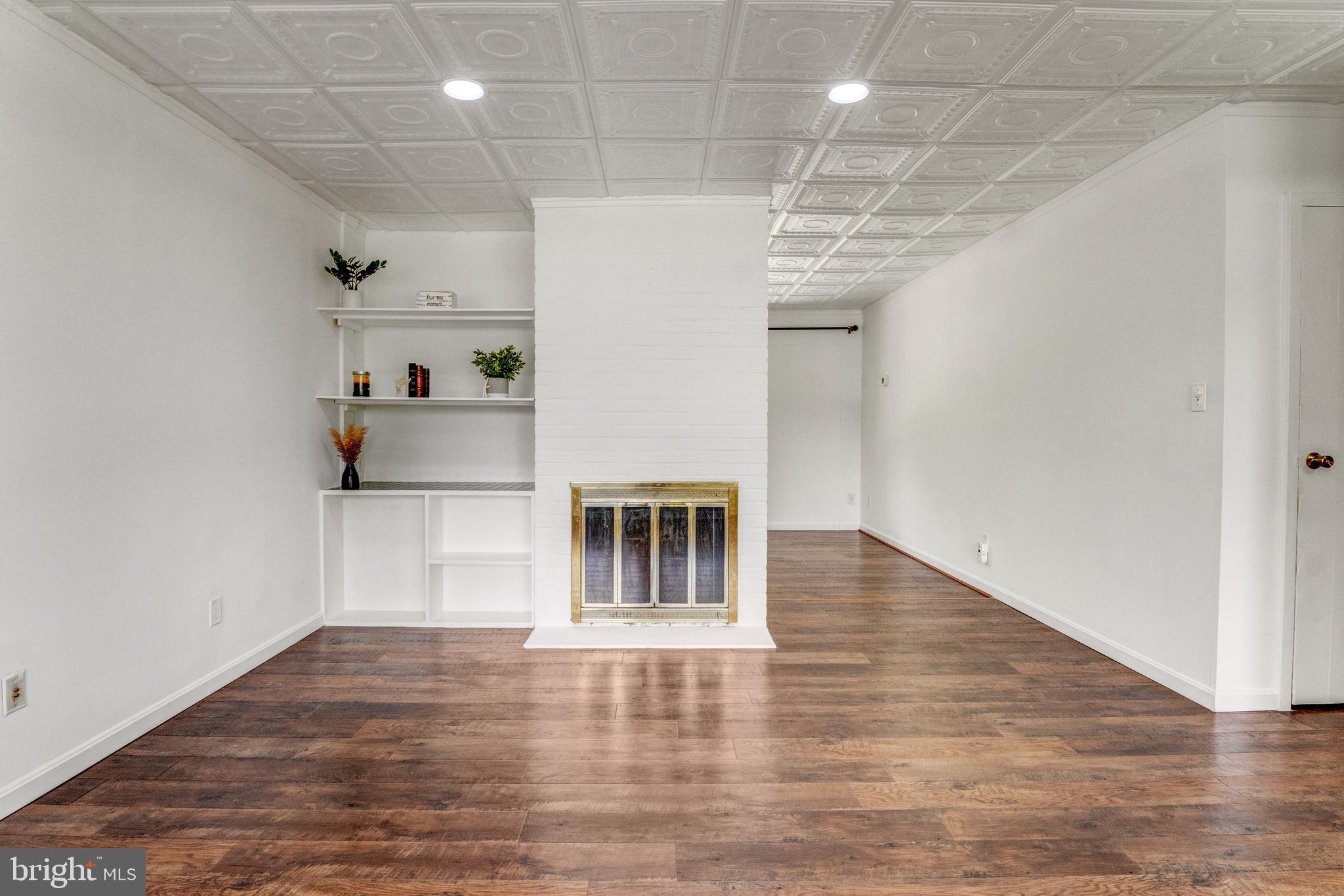 MONTICELLO FOREST - Residential Lease