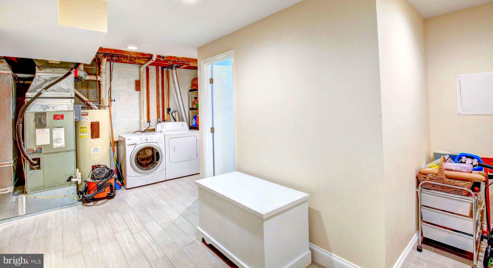 ULMSTEAD GARDENS - Residential