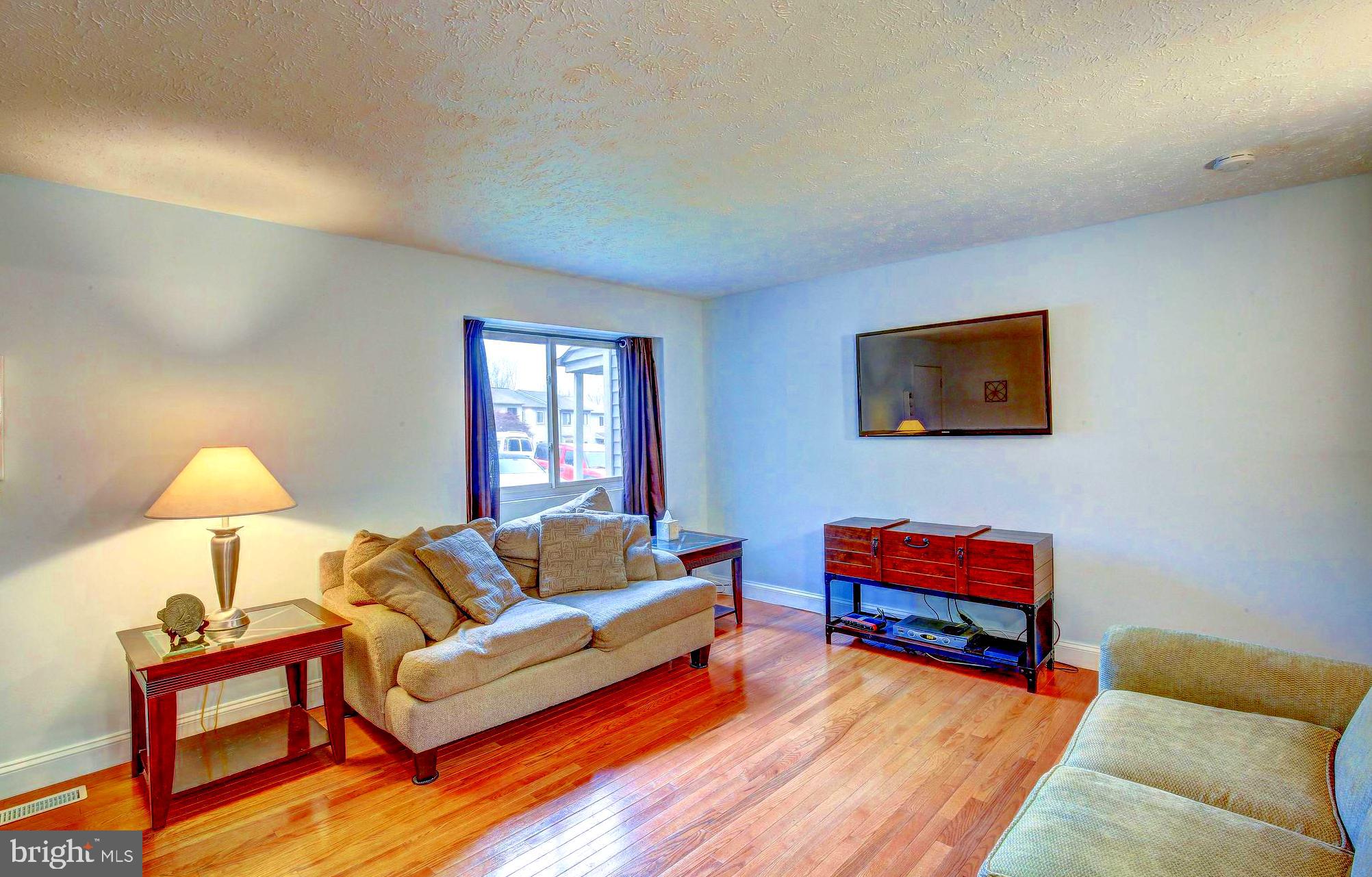 ULMSTEAD GARDENS - Residential