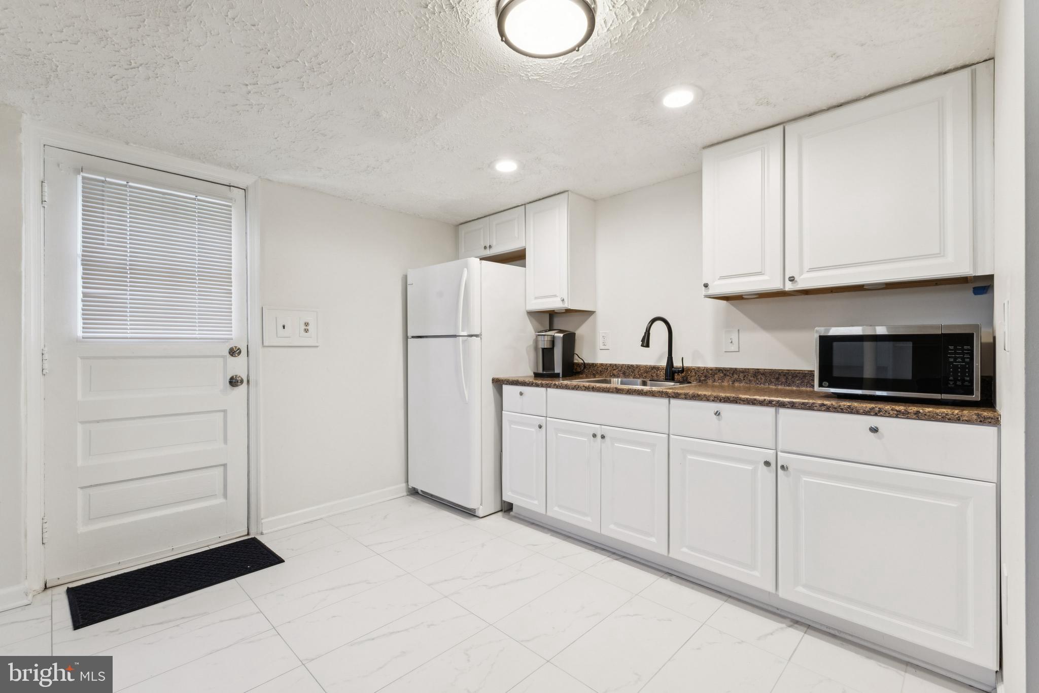 MAPLE HILL - Residential