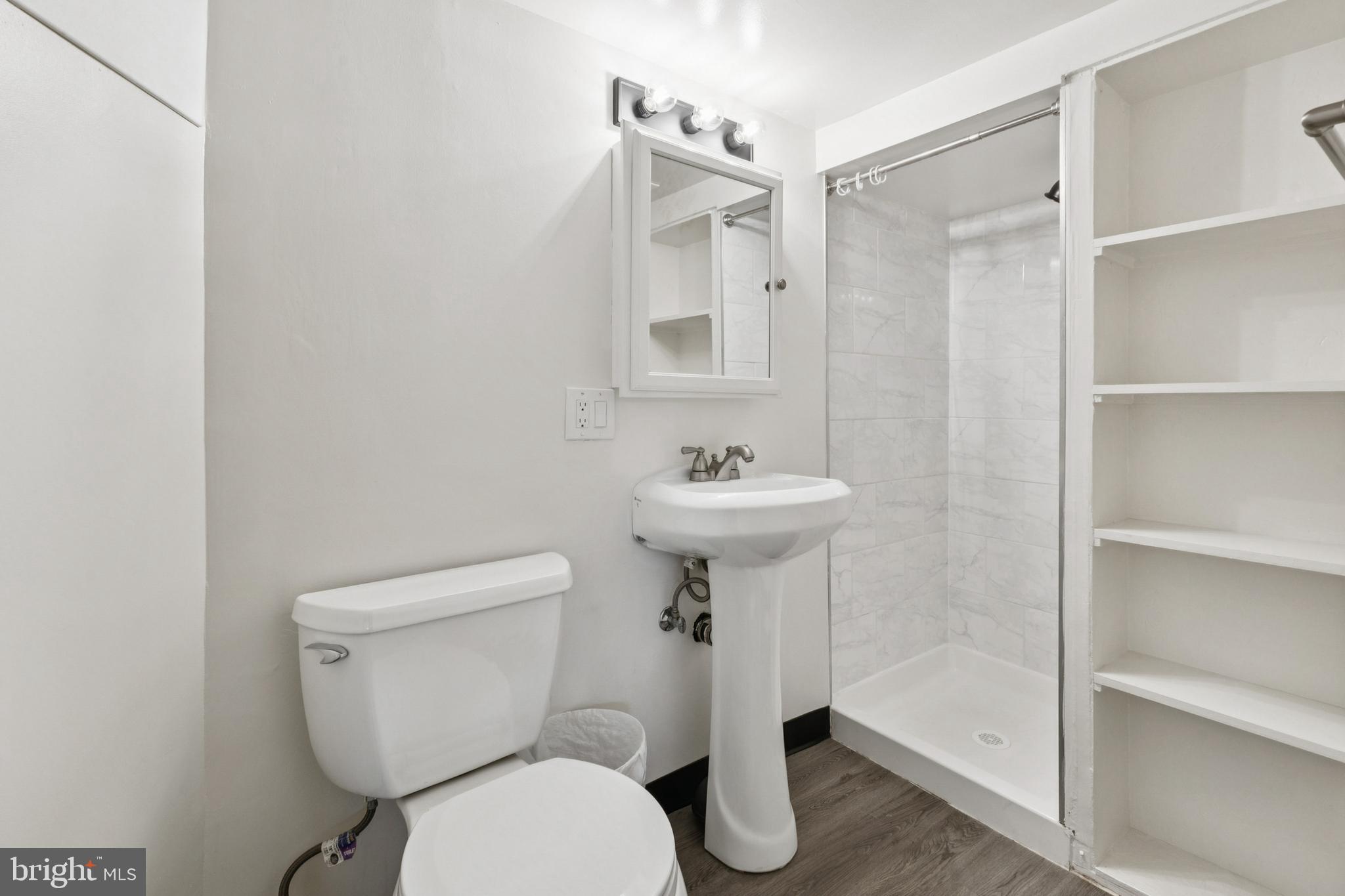 MAPLE HILL - Residential