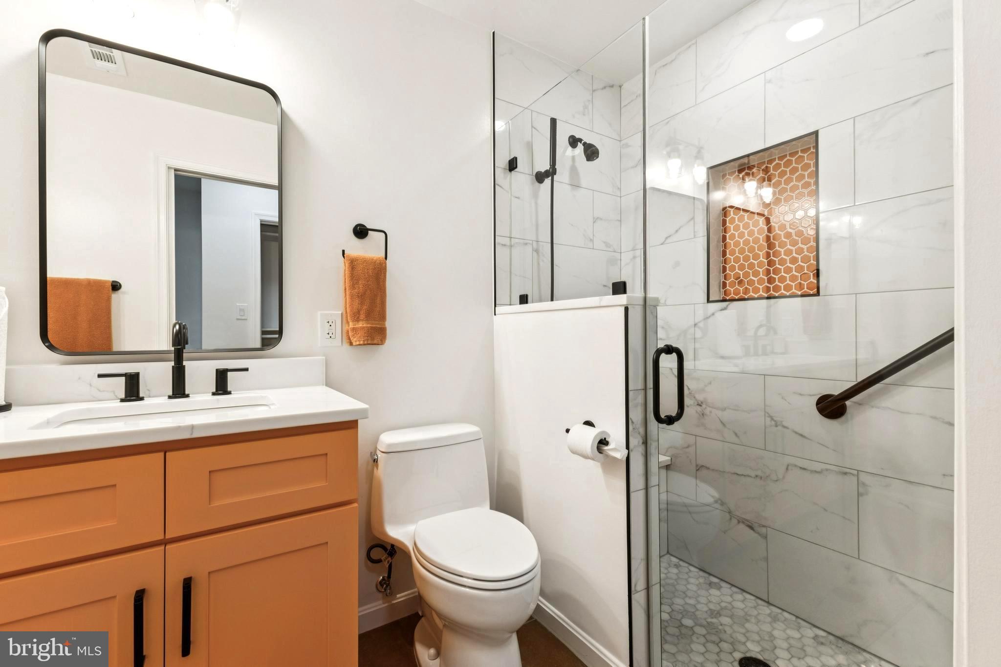 MAPLE HILL - Residential