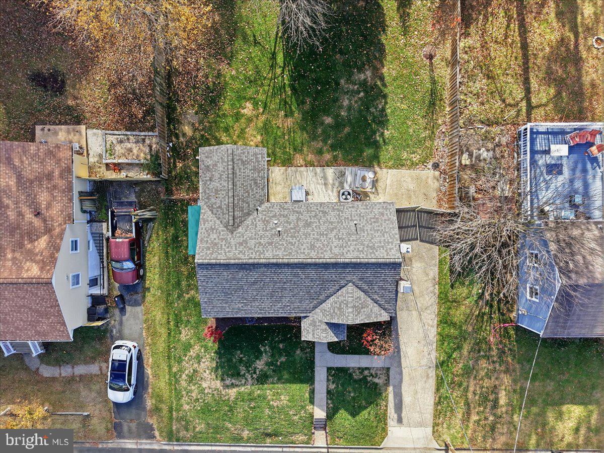 MAPLE HILL - Residential