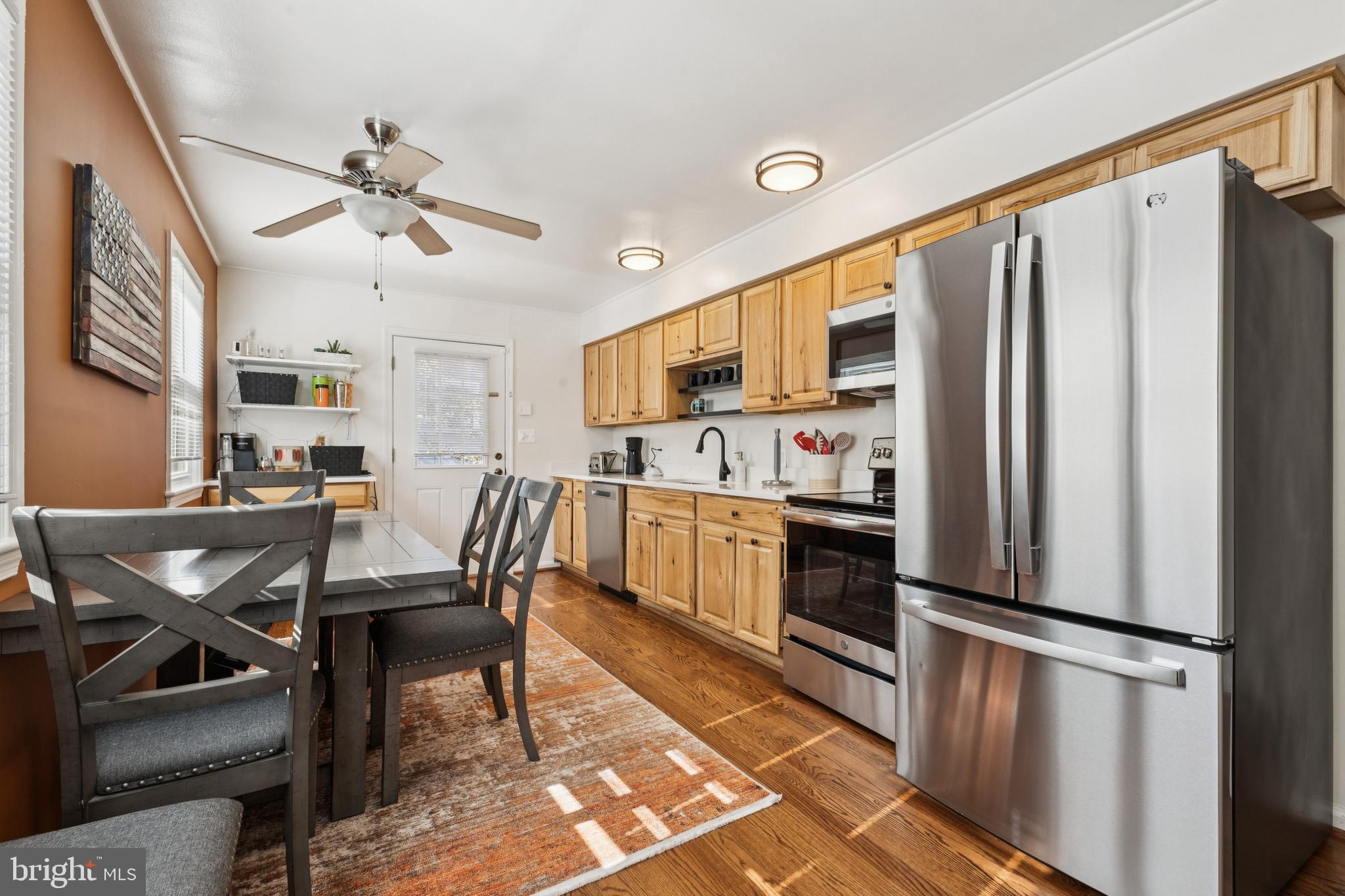 MAPLE HILL - Residential