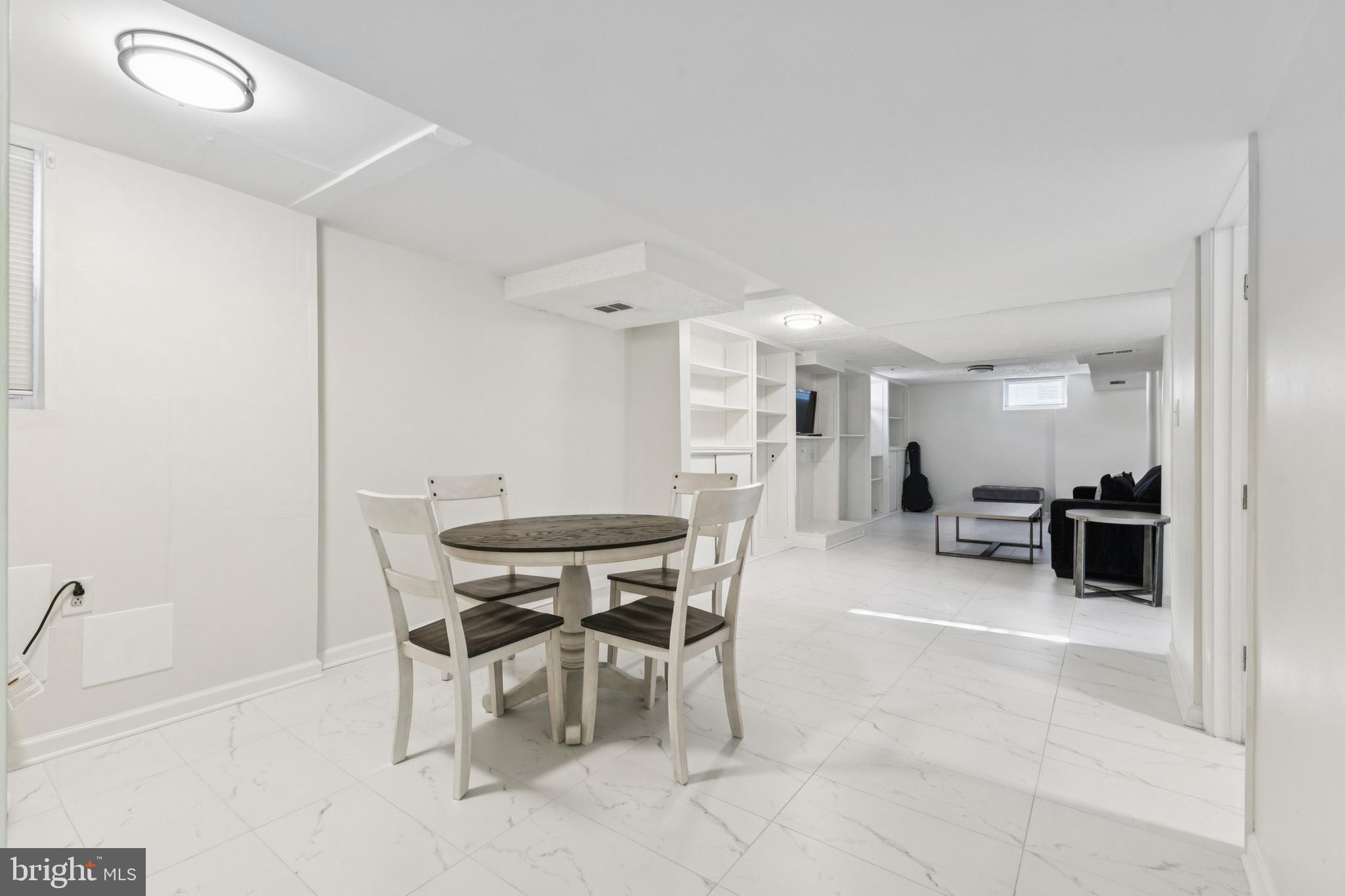 MAPLE HILL - Residential