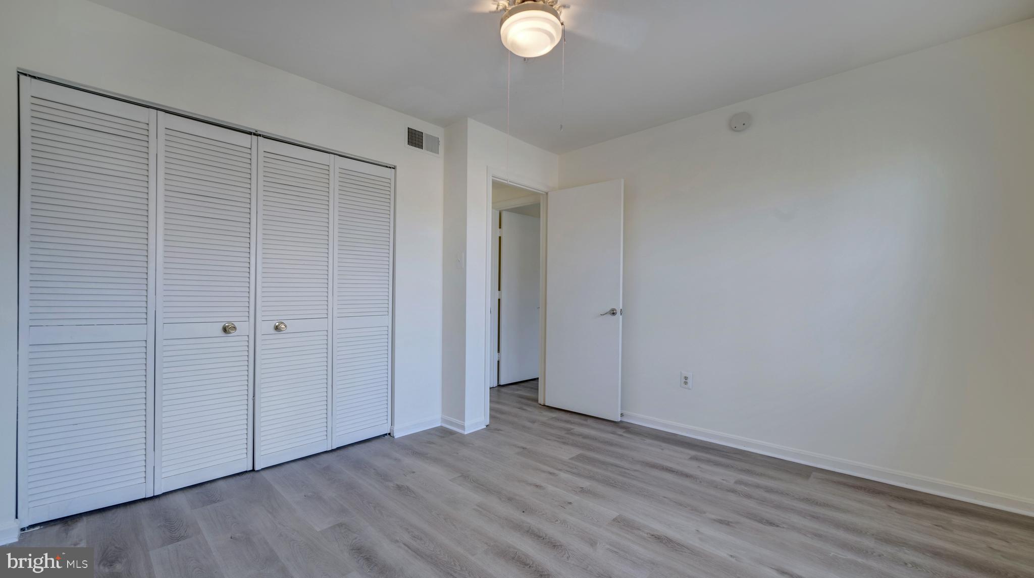 LONGMEAD CROSSING - Residential