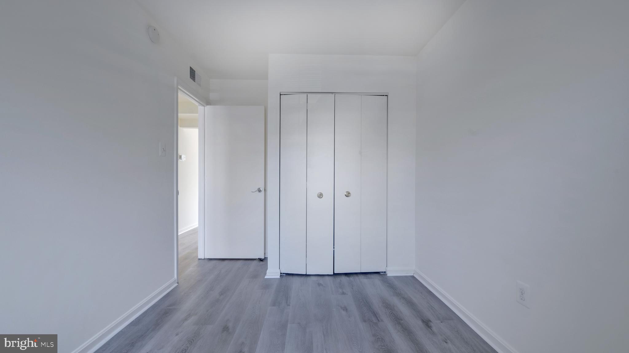 LONGMEAD CROSSING - Residential